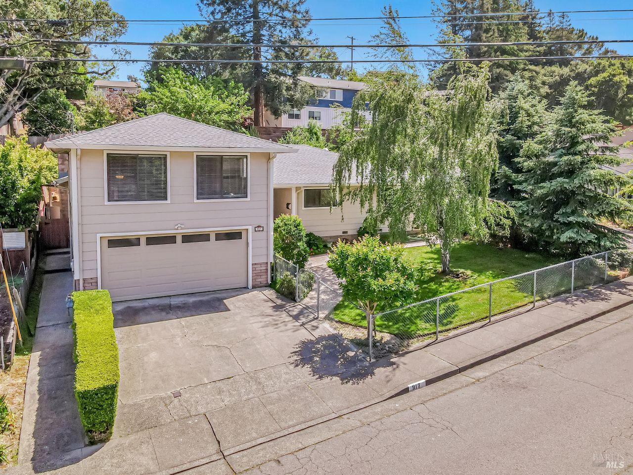 Detail Gallery Image 51 of 53 For 917 West St, Petaluma,  CA 94952 - 4 Beds | 2 Baths