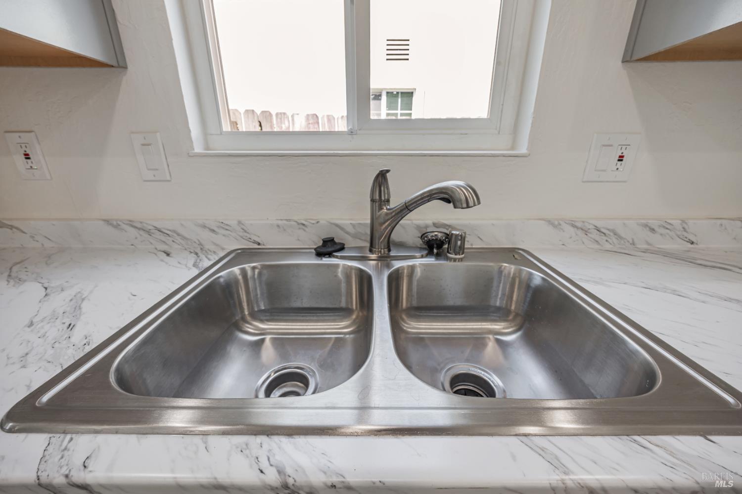 Detail Gallery Image 19 of 51 For 501 Garfield Park Ave, Santa Rosa,  CA 95409 - 4 Beds | 2 Baths