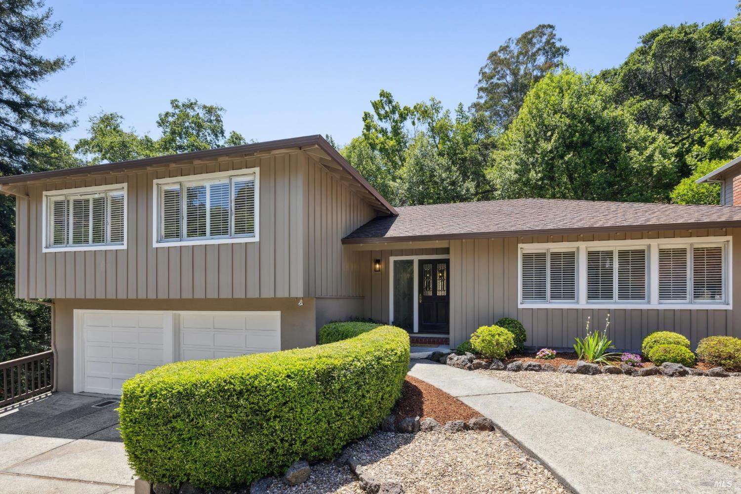 Detail Gallery Image 1 of 59 For 305 N Almenar Dr, Greenbrae,  CA 94904 - 4 Beds | 4 Baths