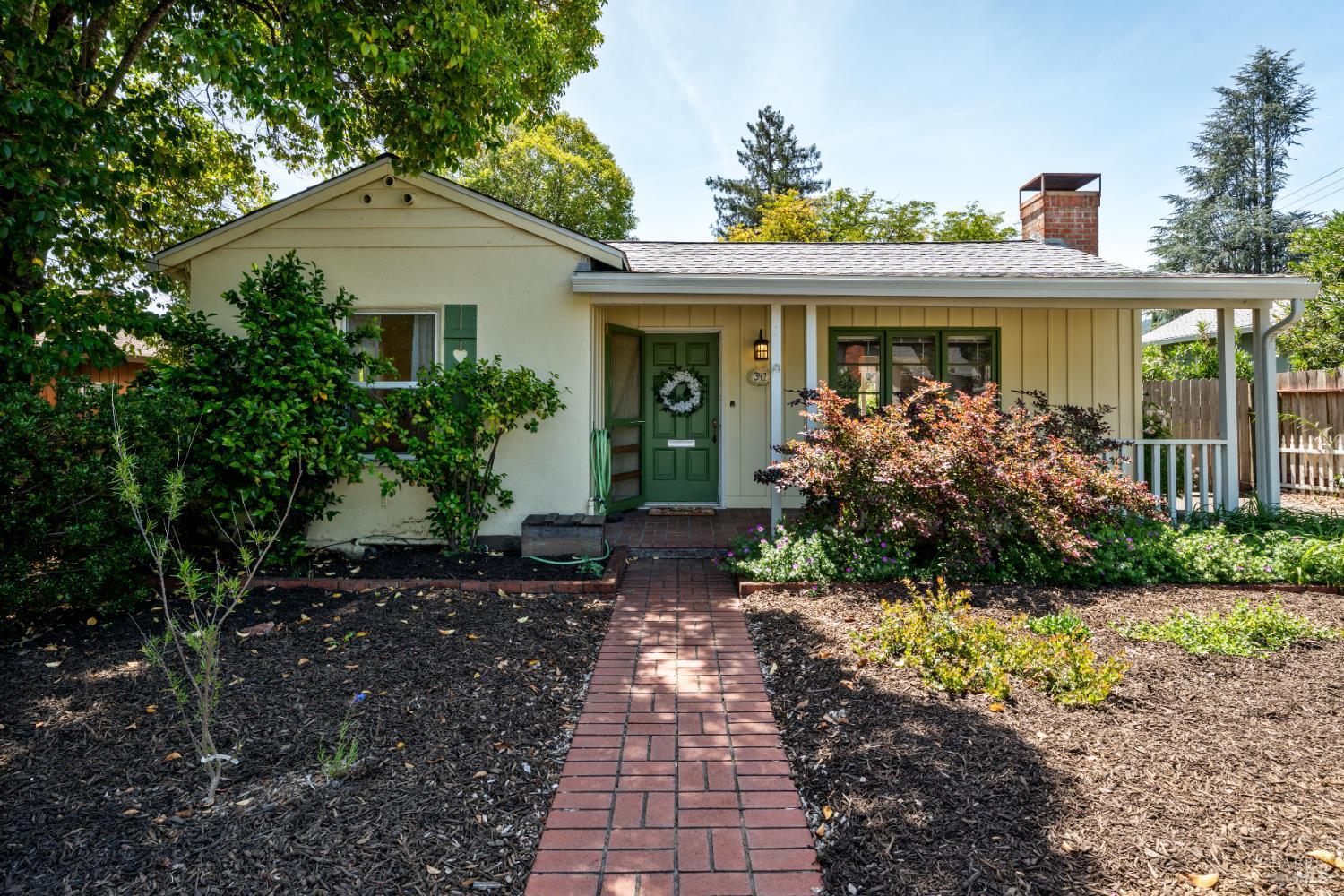 Detail Gallery Image 23 of 29 For 341 Jones St, Ukiah,  CA 95482 - 2 Beds | 1 Baths
