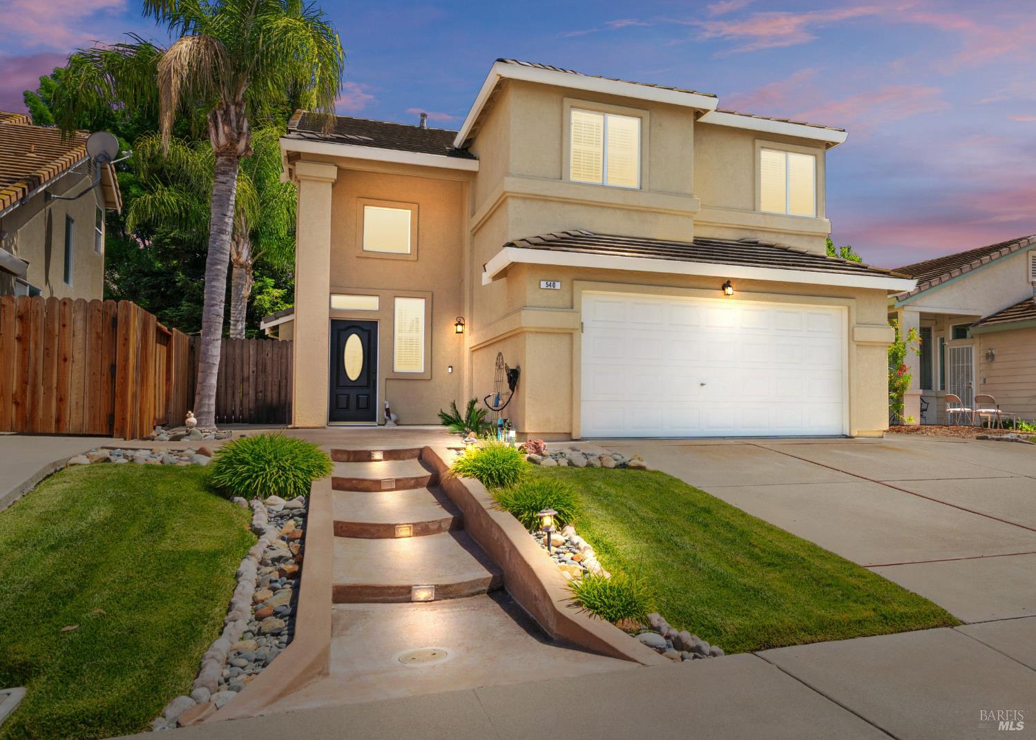 Detail Gallery Image 4 of 44 For 540 Wicklow Dr, Vacaville,  CA 95688 - 3 Beds | 2/1 Baths