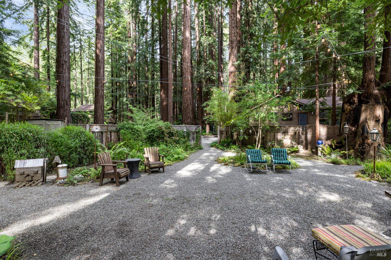 Detail Gallery Image 39 of 89 For 18 Wildwood Ln, Cazadero,  CA 95421 - 4 Beds | 3 Baths