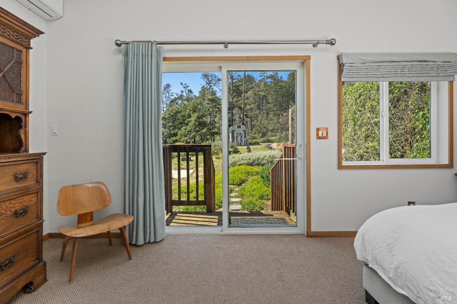 Detail Gallery Image 15 of 52 For 33500 S Highway 1 Unkn, Gualala,  CA 95445 - 3 Beds | 3 Baths