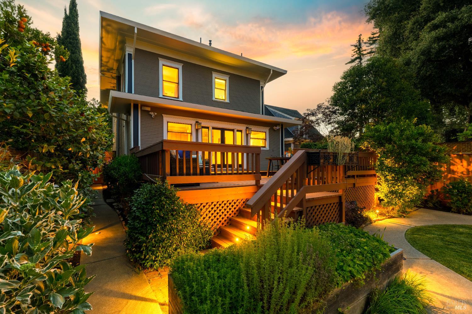 Detail Gallery Image 55 of 63 For 190 Franklin St, Napa,  CA 94558 - 4 Beds | 3 Baths