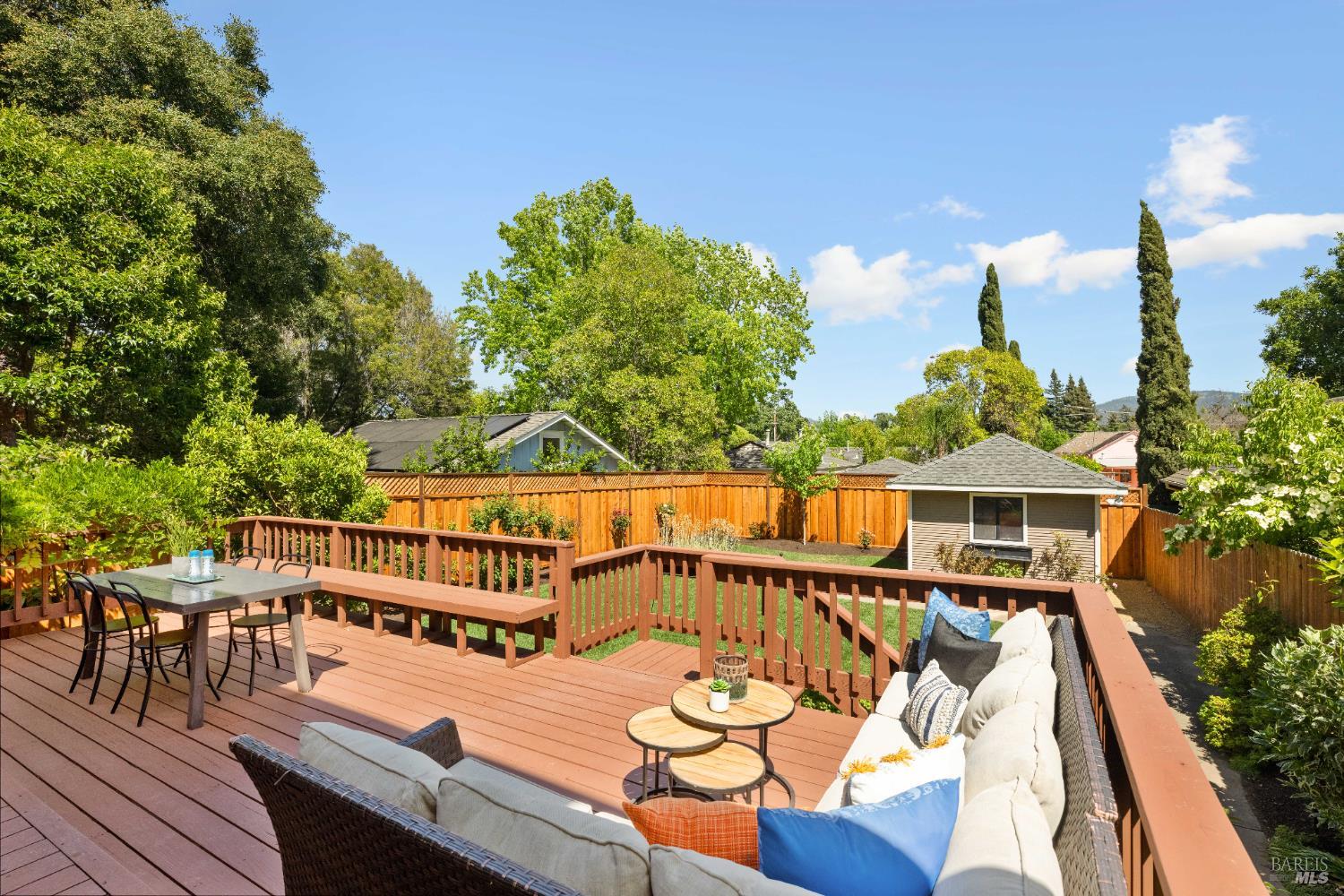 Detail Gallery Image 41 of 63 For 190 Franklin St, Napa,  CA 94558 - 4 Beds | 3 Baths