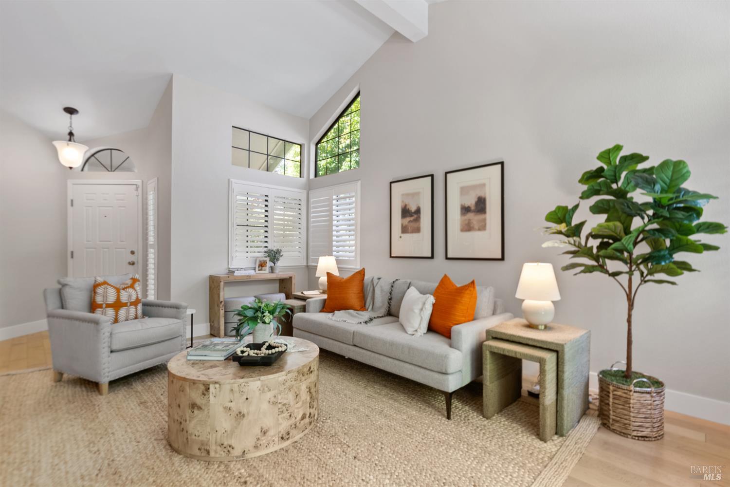 Detail Gallery Image 8 of 48 For 175 Saint James Dr, Sonoma,  CA 95476 - 2 Beds | 2 Baths