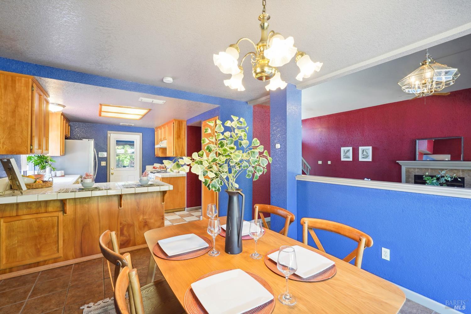 Detail Gallery Image 14 of 72 For 766 Morissette Way, Vacaville,  CA 95687 - 3 Beds | 2/1 Baths