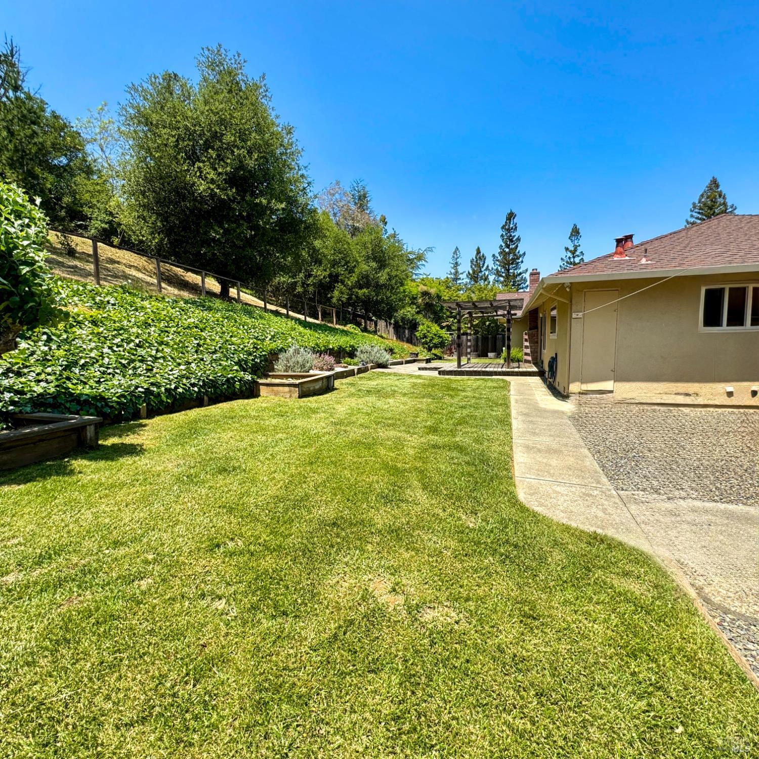 Detail Gallery Image 43 of 53 For 3319 David Dr, Napa,  CA 94558 - 4 Beds | 2 Baths