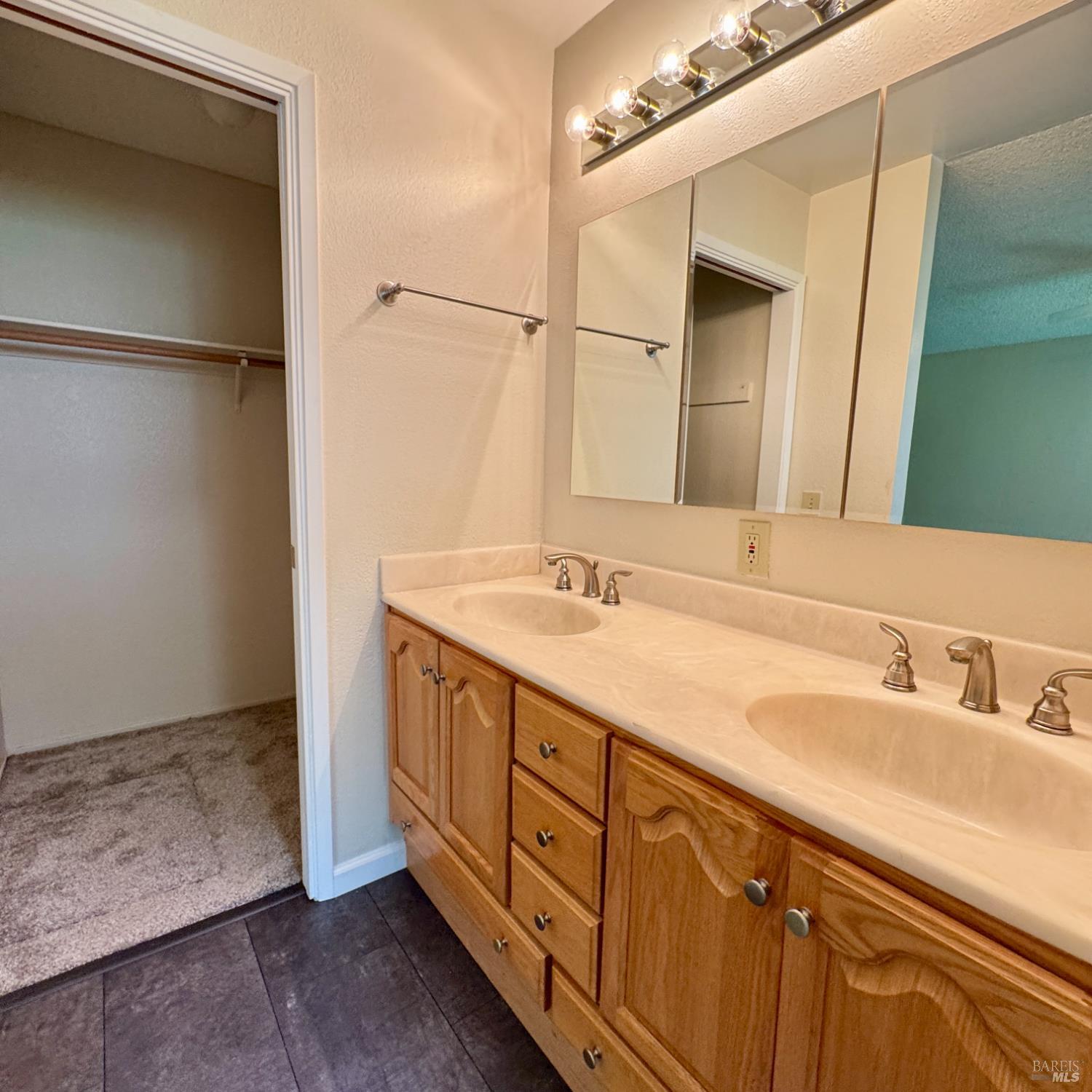 Detail Gallery Image 24 of 53 For 3319 David Dr, Napa,  CA 94558 - 4 Beds | 2 Baths