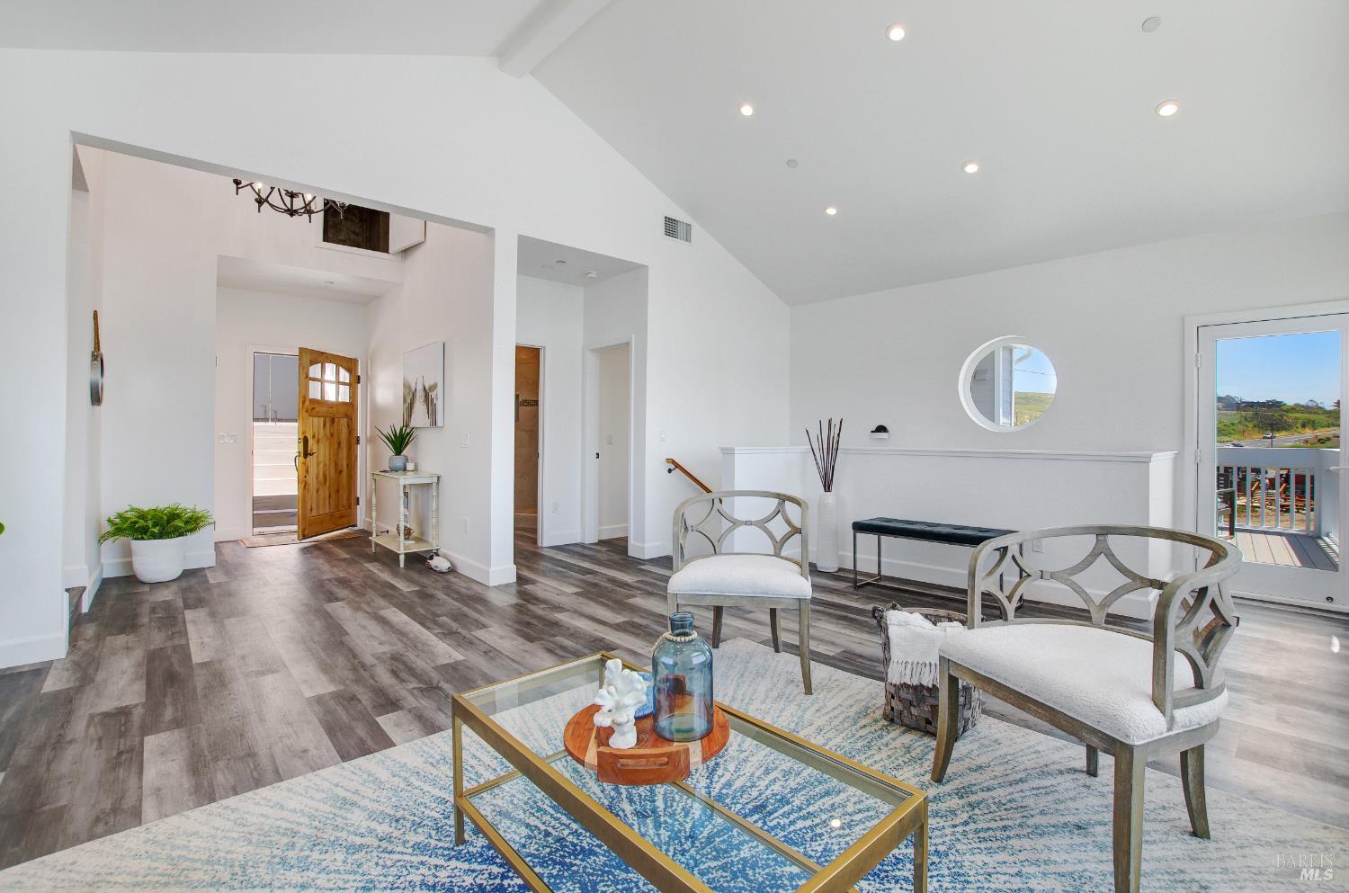 Detail Gallery Image 11 of 43 For 625 Highway 1 Hwy, Bodega Bay,  CA 94923 - 2 Beds | 1/1 Baths