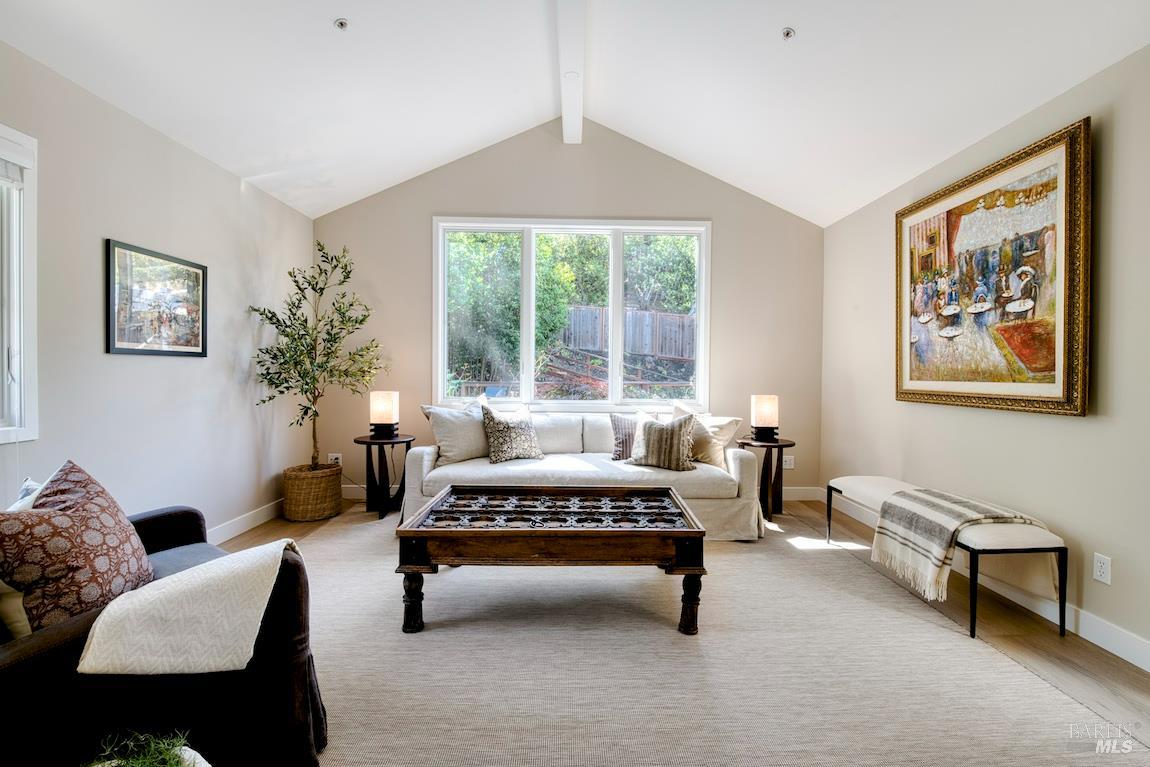 Detail Gallery Image 14 of 48 For 41 Salinas Ave, San Anselmo,  CA 94960 - 3 Beds | 3 Baths