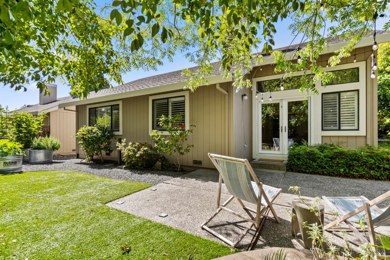 Detail Gallery Image 34 of 48 For 175 Saint James Dr, Sonoma,  CA 95476 - 2 Beds | 2 Baths