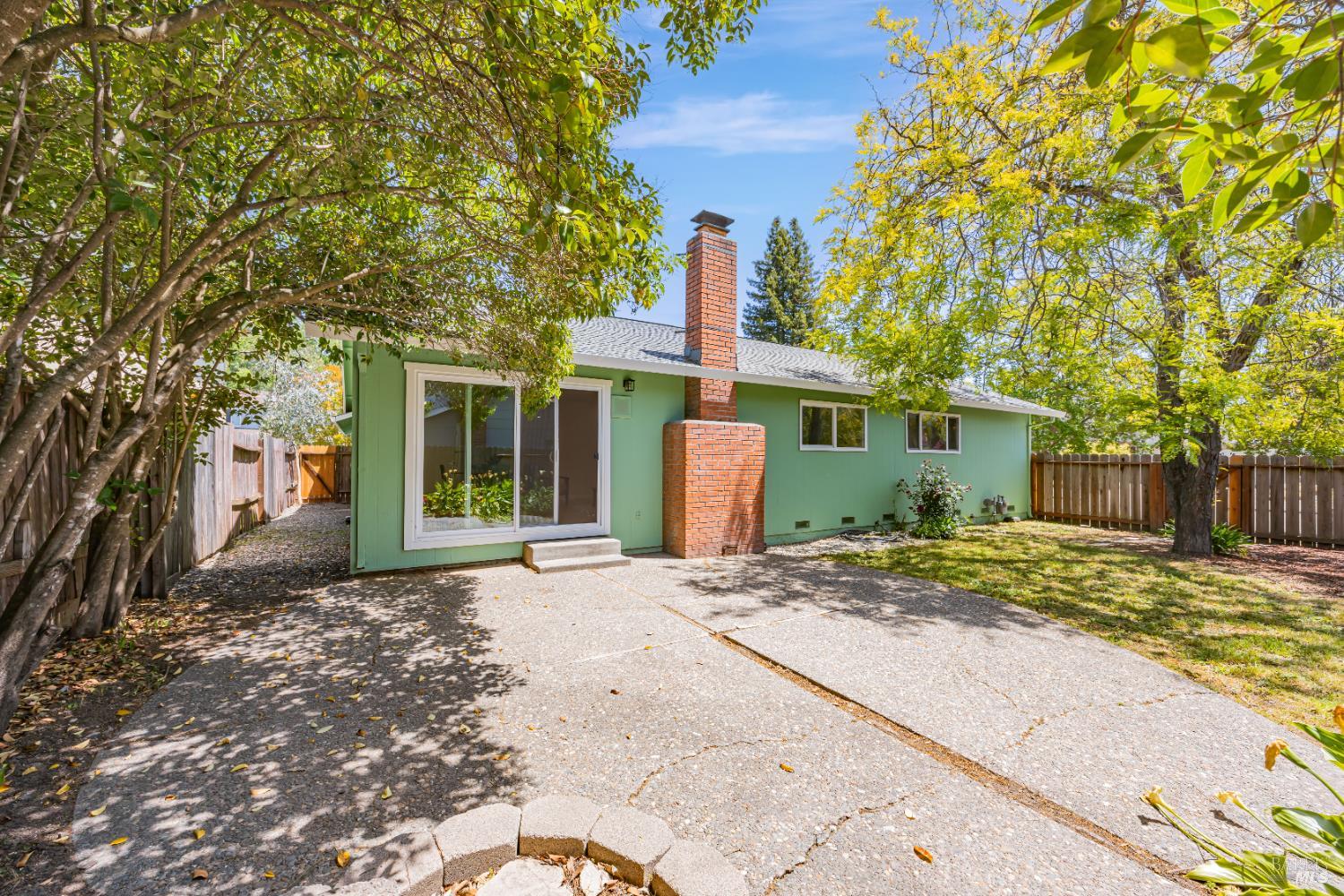Detail Gallery Image 45 of 51 For 501 Garfield Park Ave, Santa Rosa,  CA 95409 - 4 Beds | 2 Baths