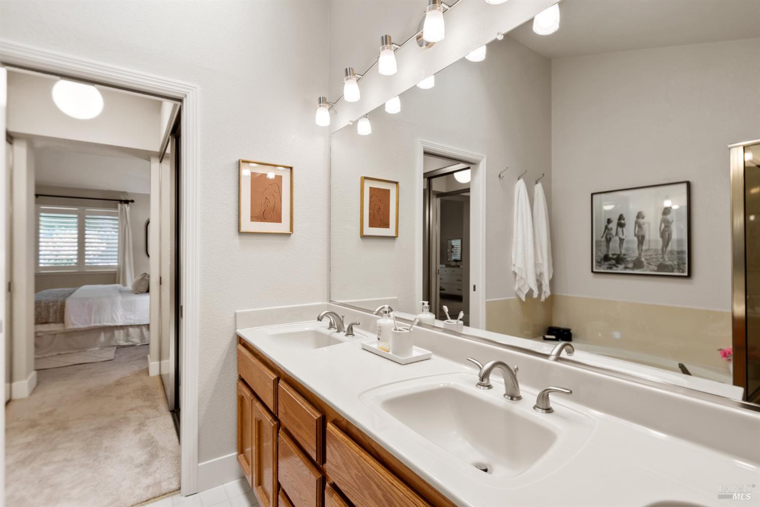 Detail Gallery Image 27 of 48 For 175 Saint James Dr, Sonoma,  CA 95476 - 2 Beds | 2 Baths