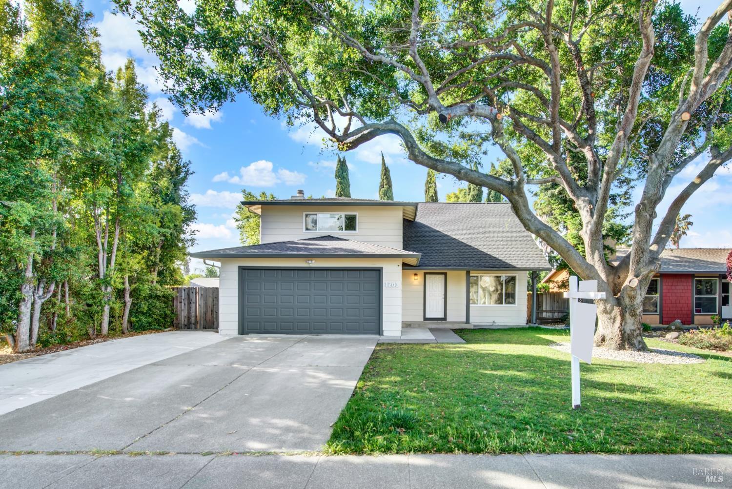 Detail Gallery Image 1 of 71 For 1203 Pintail Dr, Suisun City,  CA 94585 - 4 Beds | 2/1 Baths