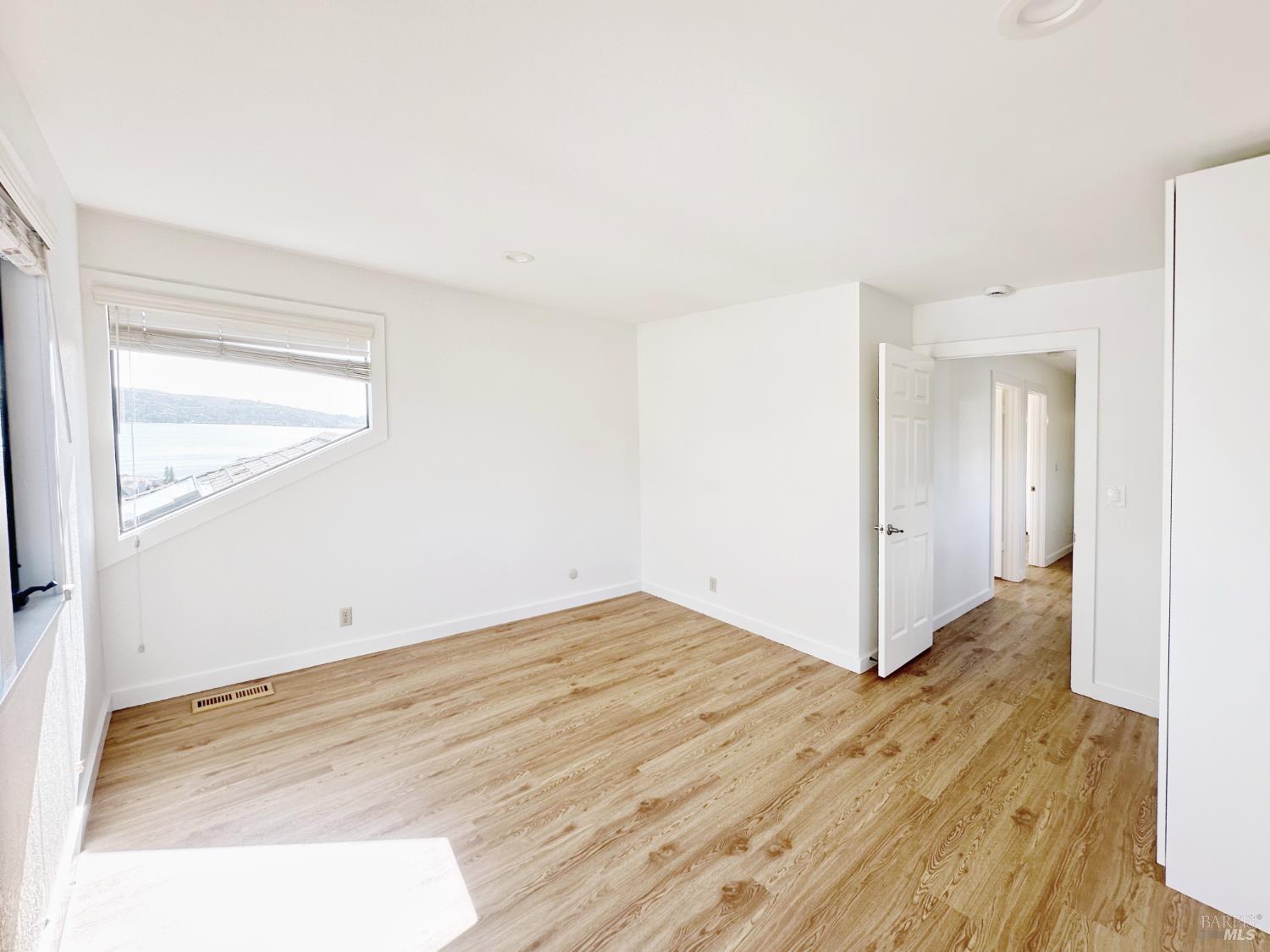 Detail Gallery Image 72 of 84 For 172 Great Circle Dr, Mill Valley,  CA 94941 - 4 Beds | 2/1 Baths