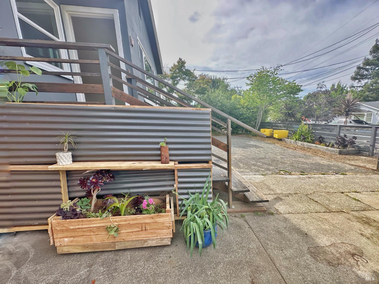 Detail Gallery Image 30 of 44 For 10 Joan Ave, Novato,  CA 94947 - 3 Beds | 1 Baths
