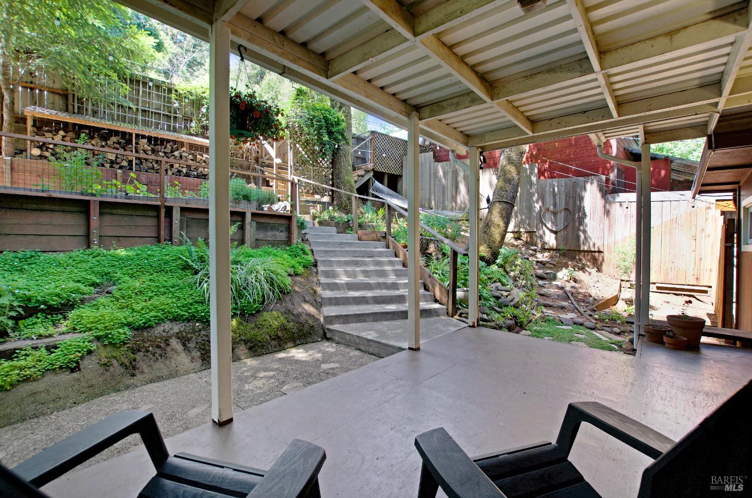 Detail Gallery Image 30 of 39 For 10236 Old River Rd, Forestville,  CA 95436 - 2 Beds | 2 Baths