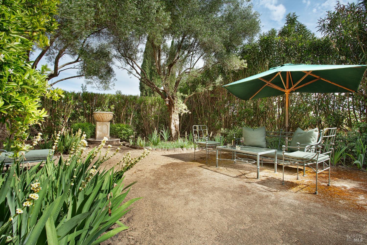 Detail Gallery Image 30 of 52 For 430 Pratt Ave, Saint Helena,  CA 94574 - 4 Beds | 4 Baths