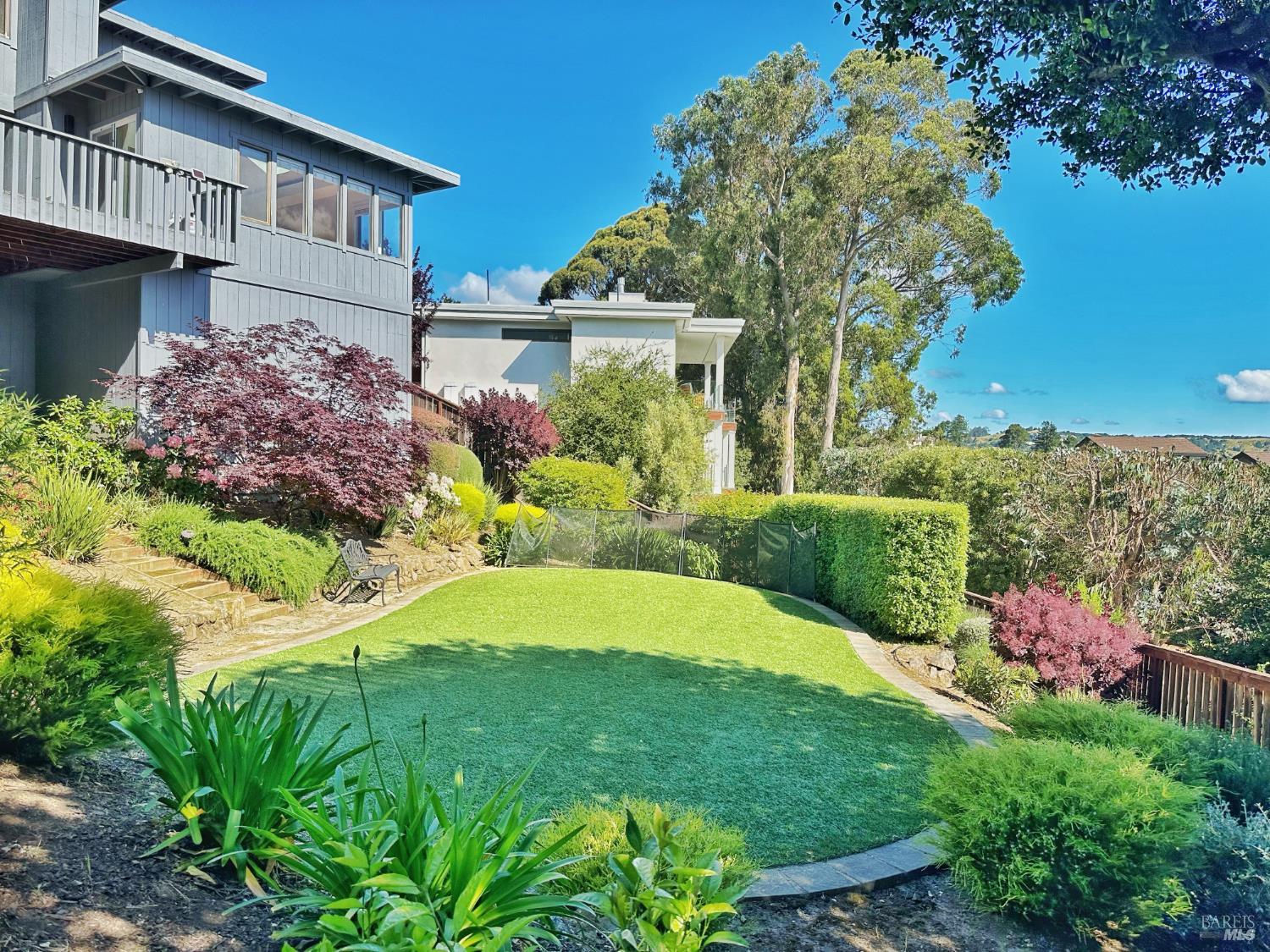 Detail Gallery Image 1 of 84 For 172 Great Circle Dr, Mill Valley,  CA 94941 - 4 Beds | 2/1 Baths