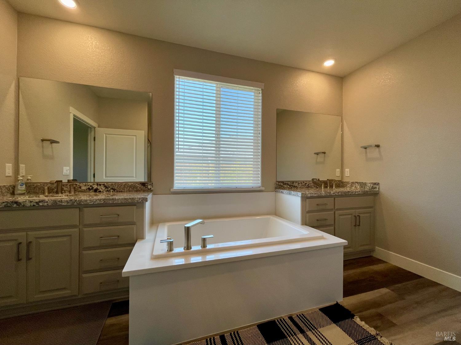 Detail Gallery Image 26 of 33 For 2037 Front Porch Ln, Rio Vista,  CA 94571 - 3 Beds | 2 Baths