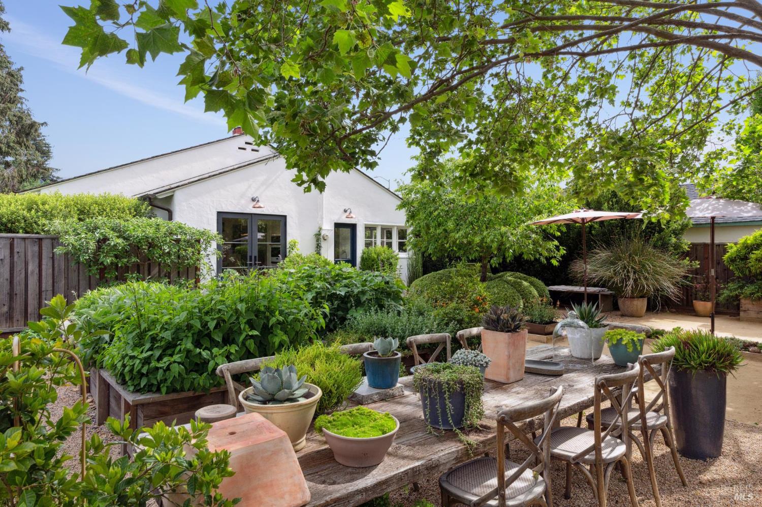 Detail Gallery Image 72 of 97 For 549 Talbot Ave, Santa Rosa,  CA 95405 - 2 Beds | 1/1 Baths