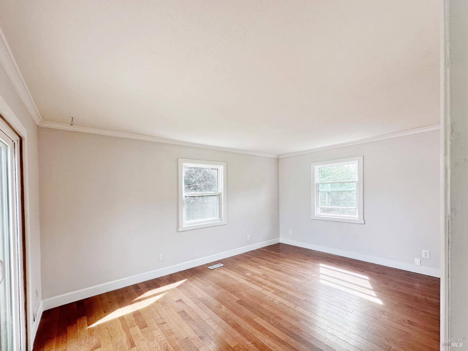 Detail Gallery Image 26 of 44 For 10 Joan Ave, Novato,  CA 94947 - 3 Beds | 1 Baths