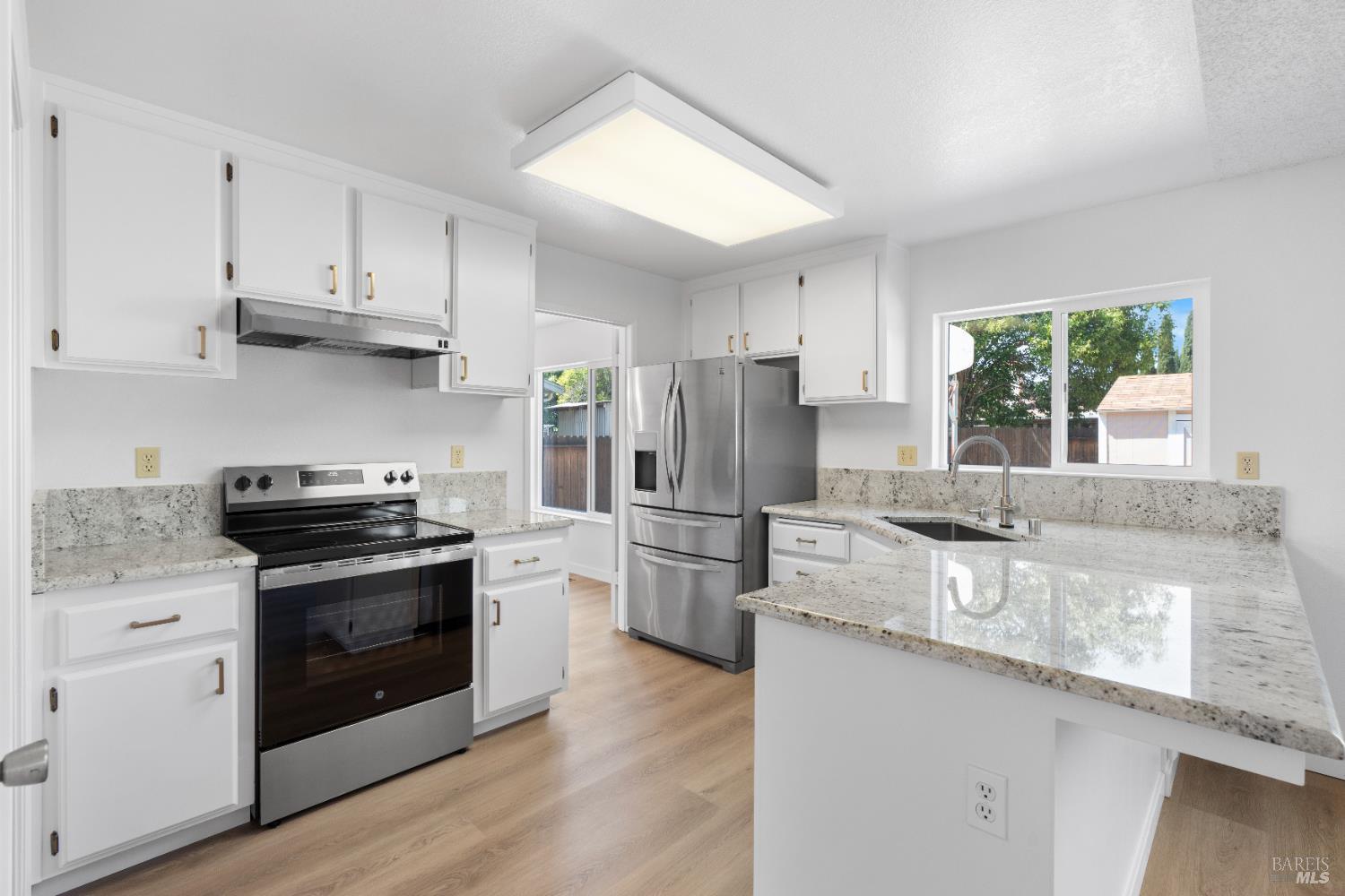 Detail Gallery Image 8 of 37 For 1420 Plumas Dr, Suisun City,  CA 94585 - 4 Beds | 2/1 Baths