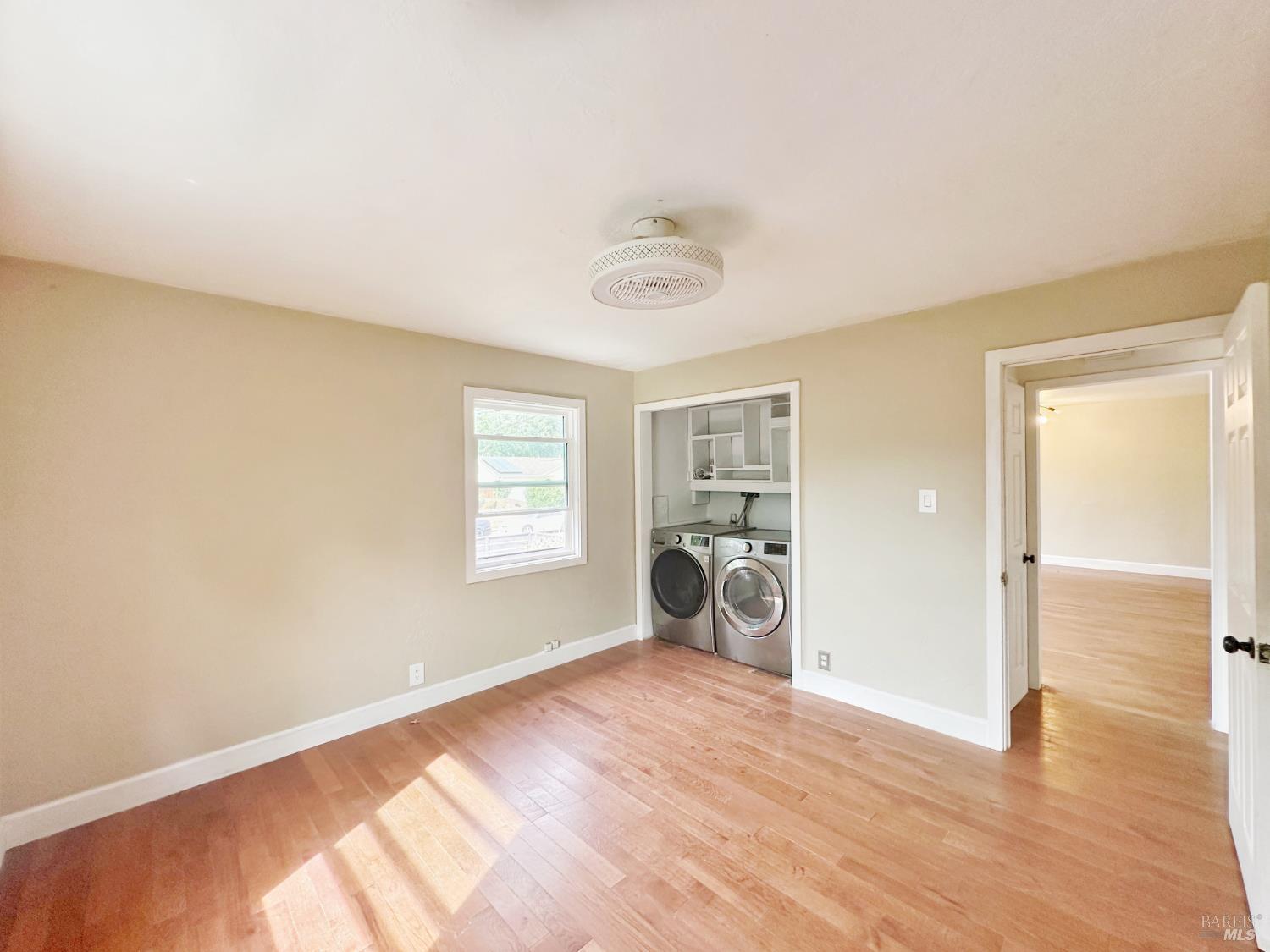 Detail Gallery Image 7 of 44 For 10 Joan Ave, Novato,  CA 94947 - 3 Beds | 1 Baths