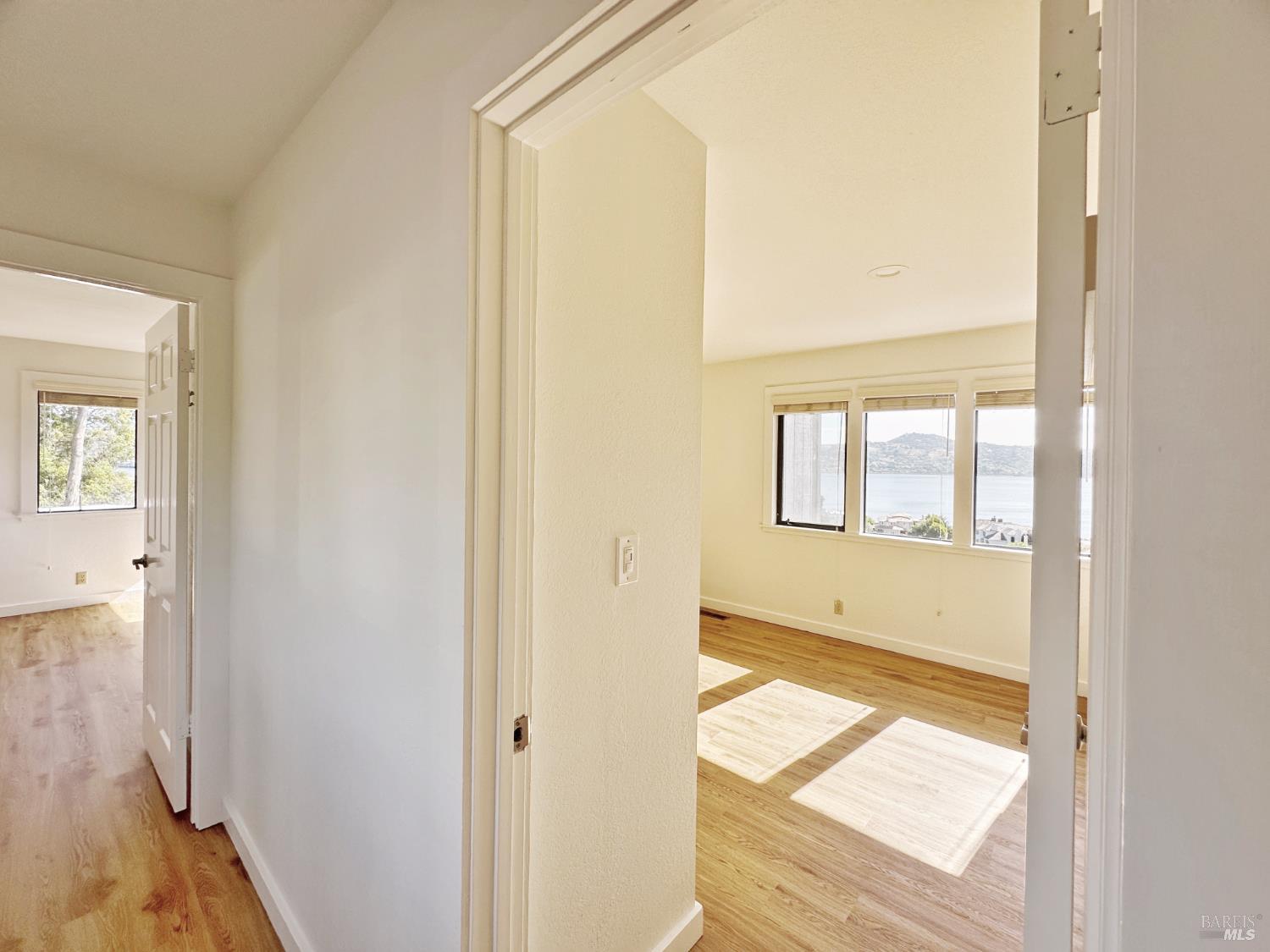 Detail Gallery Image 41 of 84 For 172 Great Circle Dr, Mill Valley,  CA 94941 - 4 Beds | 2/1 Baths