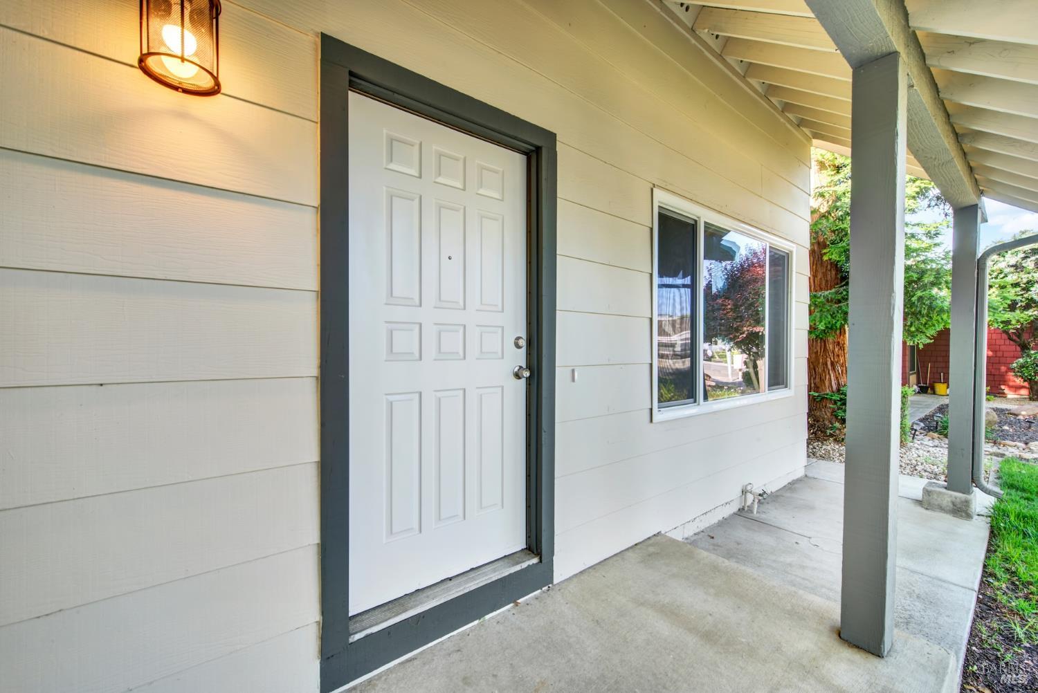 Detail Gallery Image 13 of 71 For 1203 Pintail Dr, Suisun City,  CA 94585 - 4 Beds | 2/1 Baths