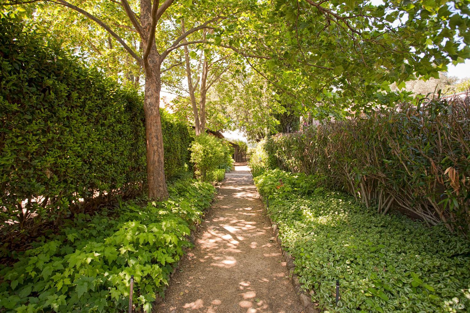 Detail Gallery Image 35 of 52 For 430 Pratt Ave, Saint Helena,  CA 94574 - 4 Beds | 4 Baths