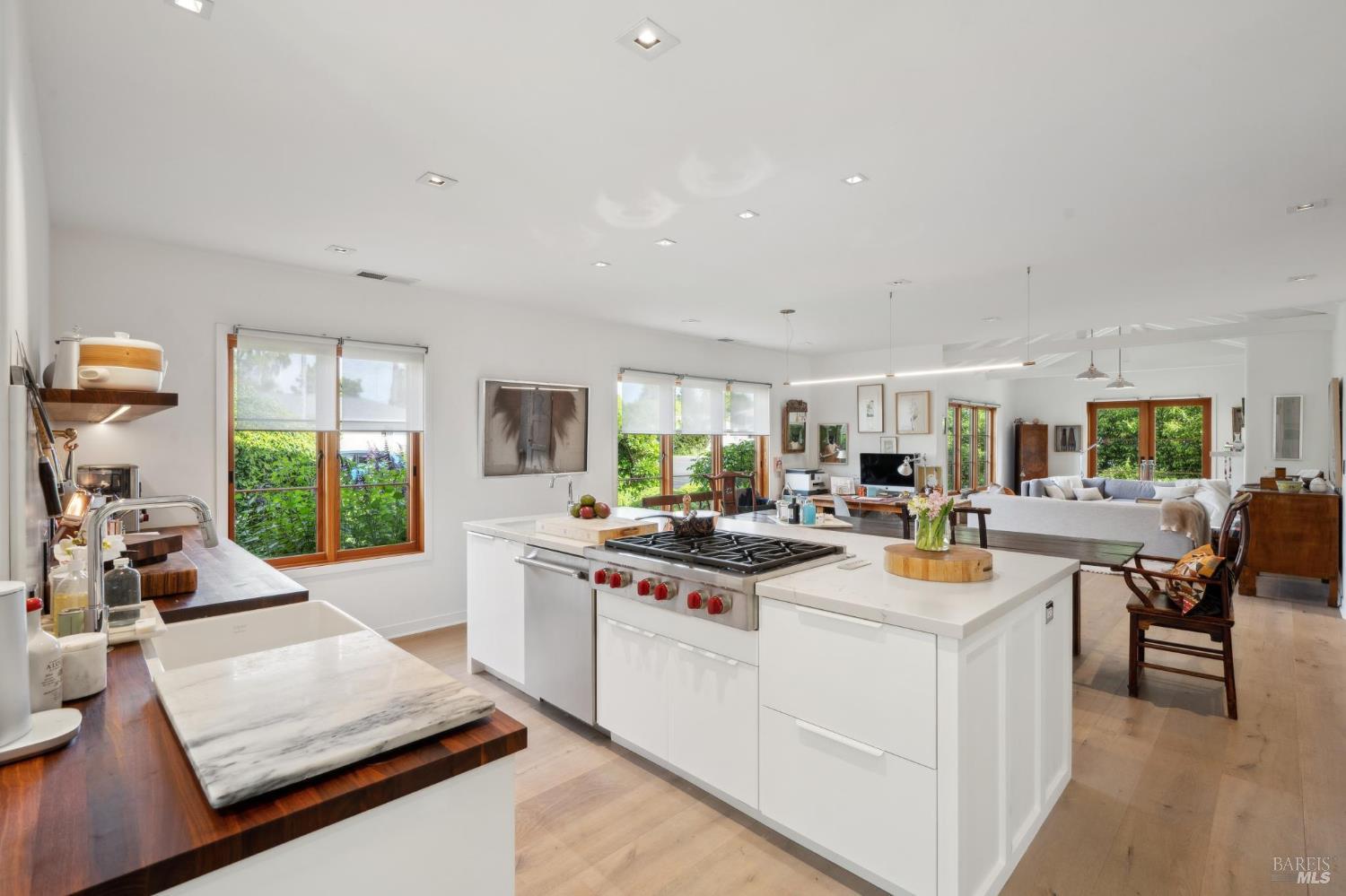 Detail Gallery Image 36 of 97 For 549 Talbot Ave, Santa Rosa,  CA 95405 - 2 Beds | 1/1 Baths