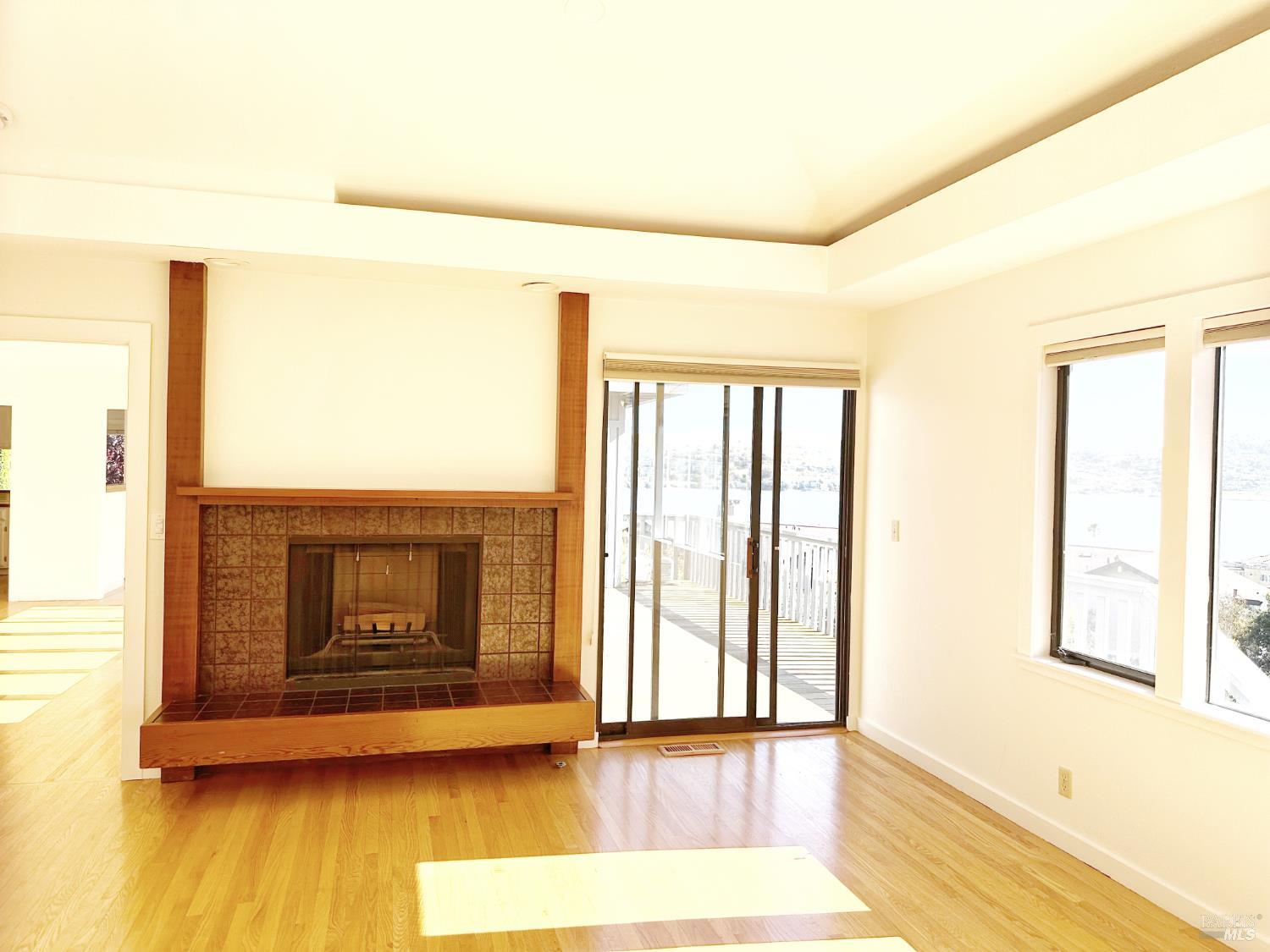 Detail Gallery Image 20 of 84 For 172 Great Circle Dr, Mill Valley,  CA 94941 - 4 Beds | 2/1 Baths