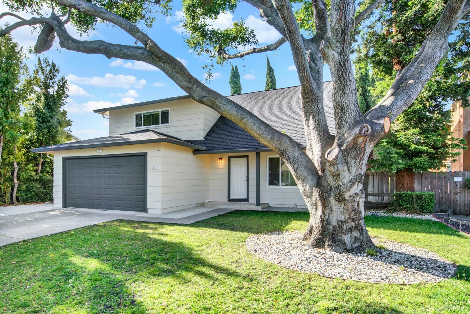 Detail Gallery Image 6 of 71 For 1203 Pintail Dr, Suisun City,  CA 94585 - 4 Beds | 2/1 Baths