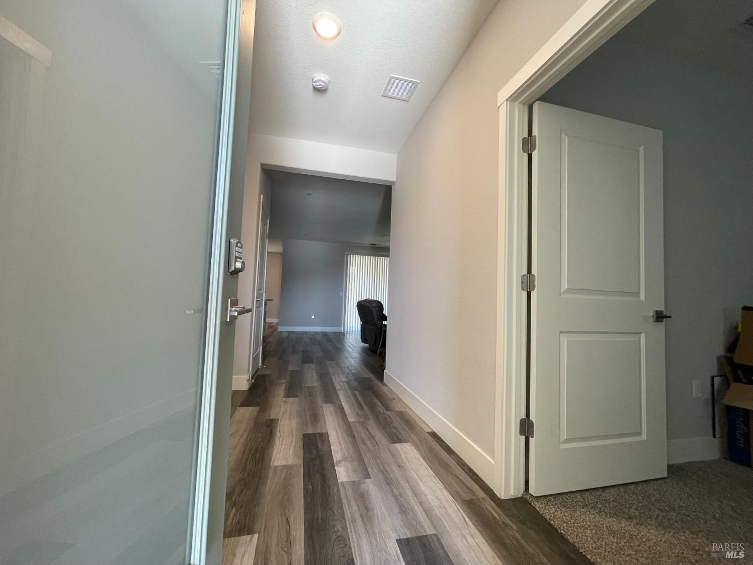 Detail Gallery Image 2 of 33 For 2037 Front Porch Ln, Rio Vista,  CA 94571 - 3 Beds | 2 Baths