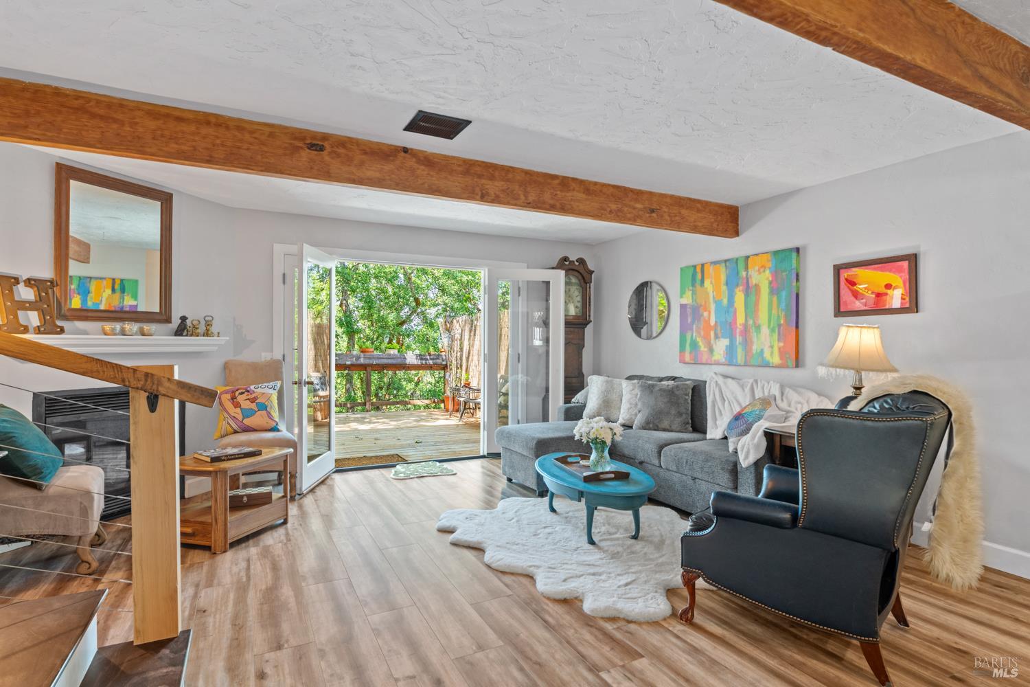 Detail Gallery Image 6 of 30 For 280 San Jacinta Dr #J,  Ukiah,  CA 95482 - 2 Beds | 2/1 Baths