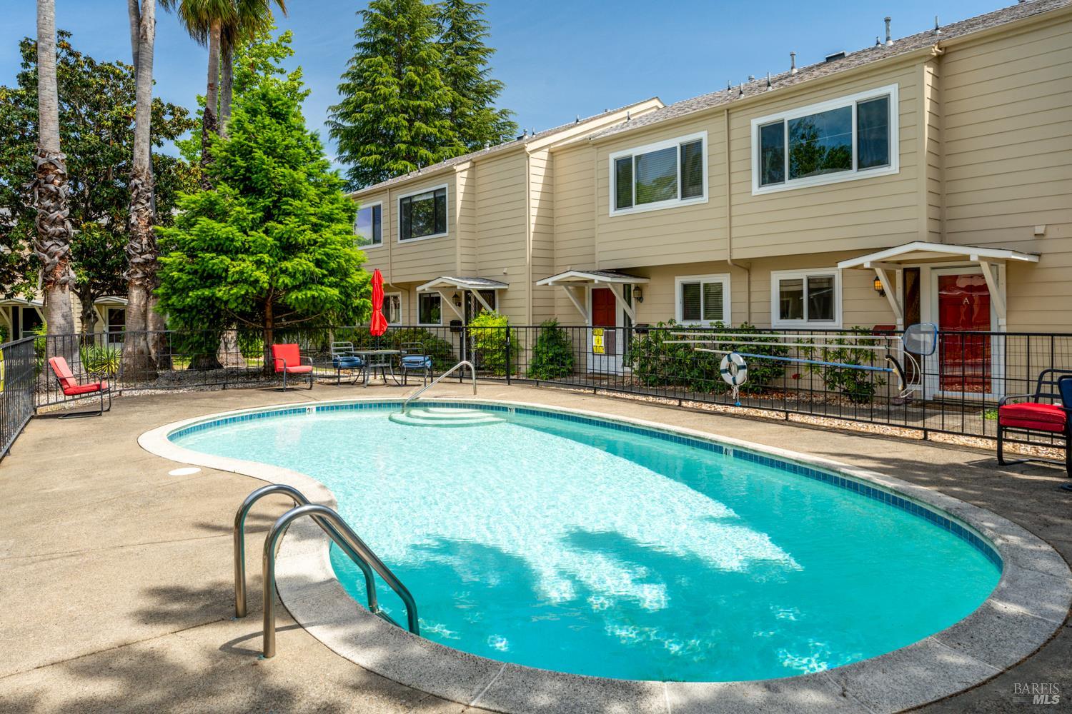 Detail Gallery Image 29 of 30 For 280 San Jacinta Dr #J,  Ukiah,  CA 95482 - 2 Beds | 2/1 Baths