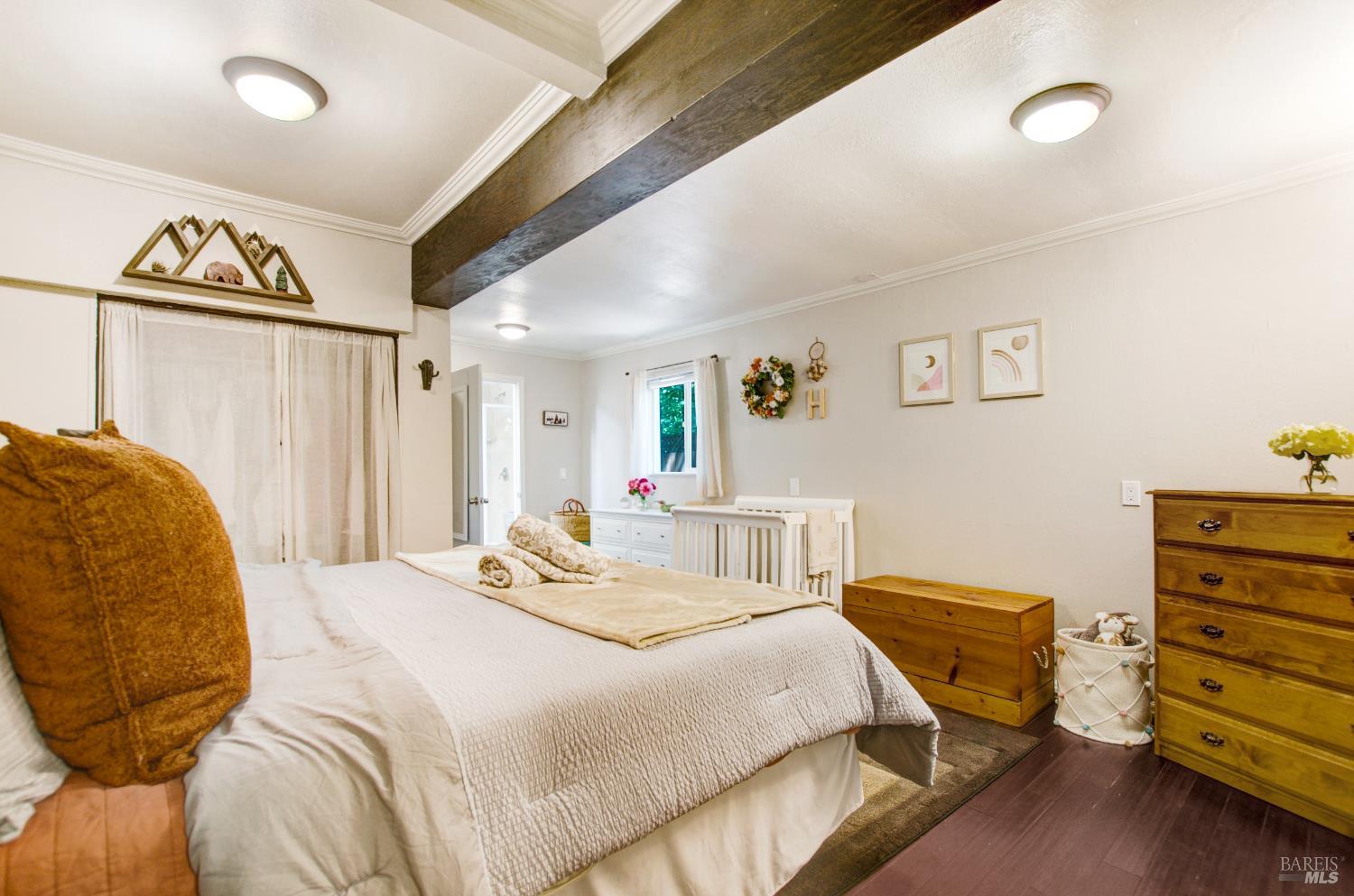 Detail Gallery Image 4 of 39 For 10236 Old River Rd, Forestville,  CA 95436 - 2 Beds | 2 Baths