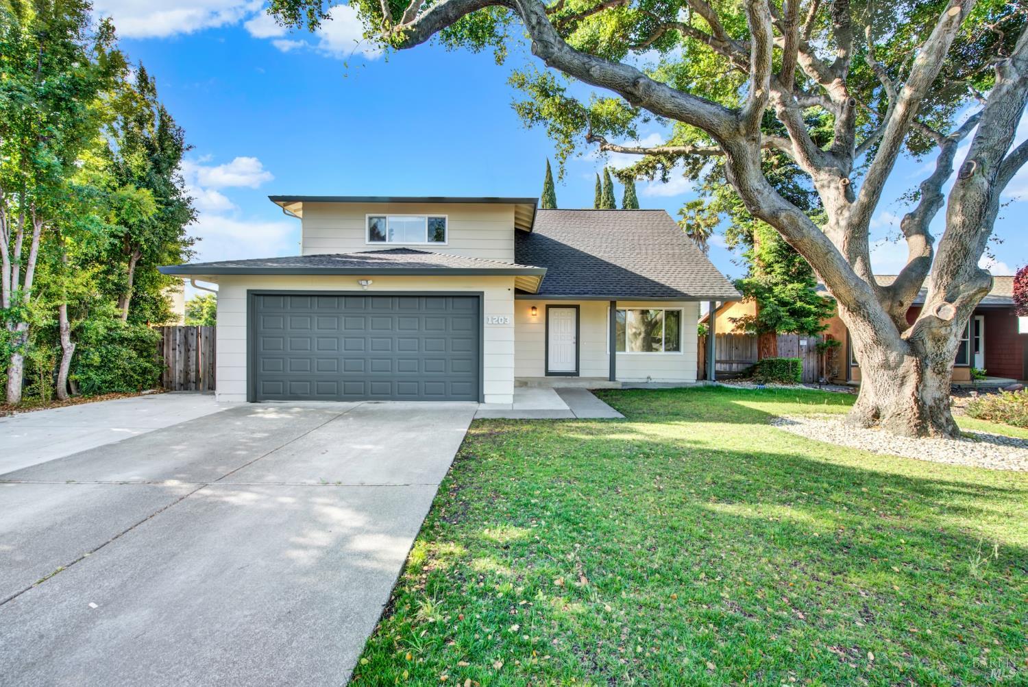 Detail Gallery Image 5 of 71 For 1203 Pintail Dr, Suisun City,  CA 94585 - 4 Beds | 2/1 Baths