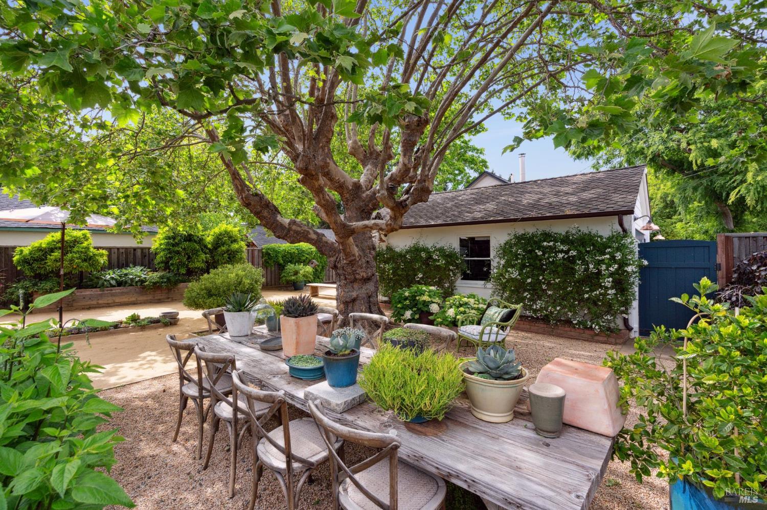 Detail Gallery Image 71 of 97 For 549 Talbot Ave, Santa Rosa,  CA 95405 - 2 Beds | 1/1 Baths