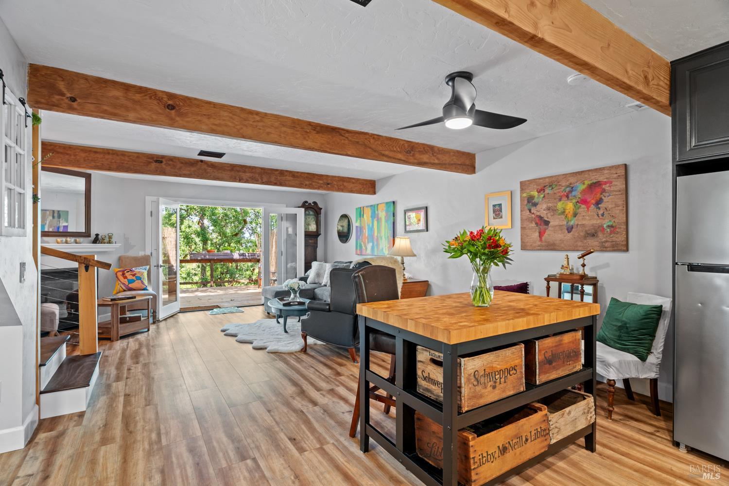Detail Gallery Image 2 of 30 For 280 San Jacinta Dr #J,  Ukiah,  CA 95482 - 2 Beds | 2/1 Baths