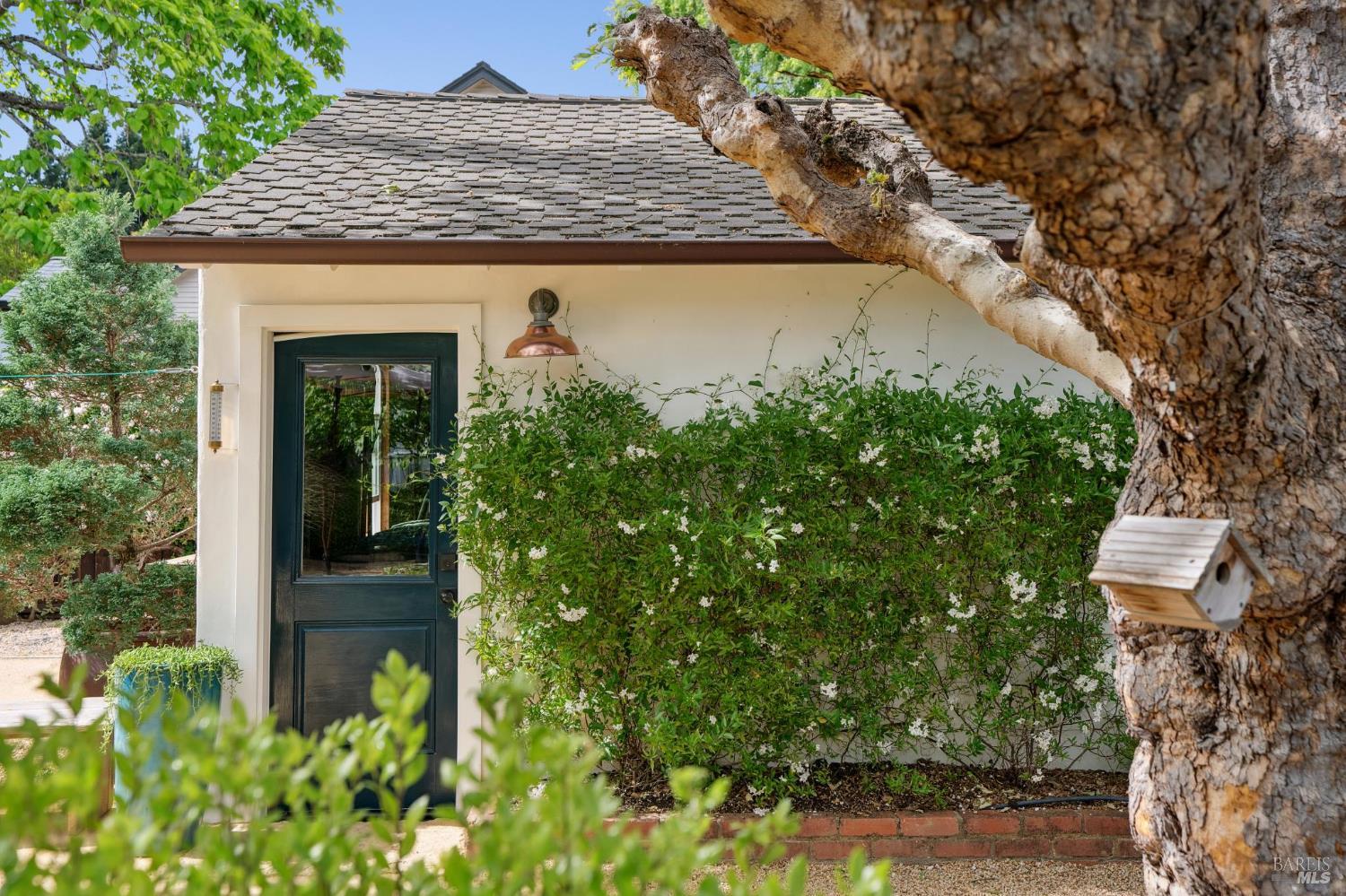 Detail Gallery Image 76 of 97 For 549 Talbot Ave, Santa Rosa,  CA 95405 - 2 Beds | 1/1 Baths