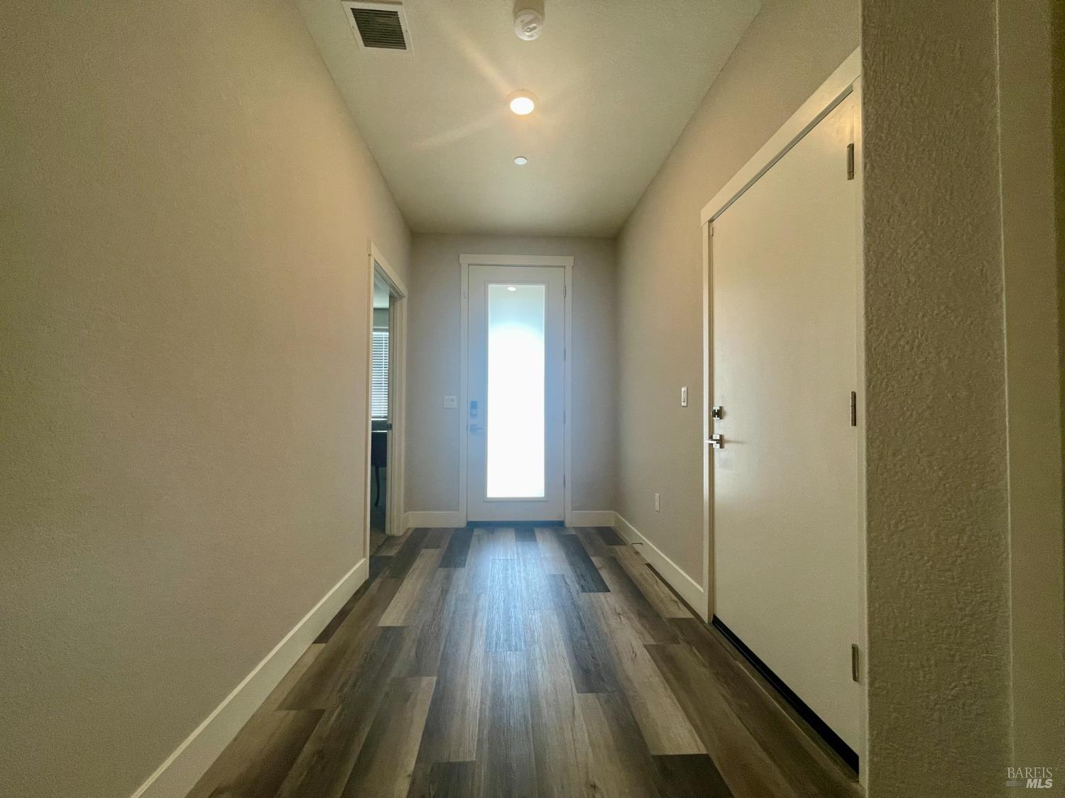 Detail Gallery Image 3 of 33 For 2037 Front Porch Ln, Rio Vista,  CA 94571 - 3 Beds | 2 Baths