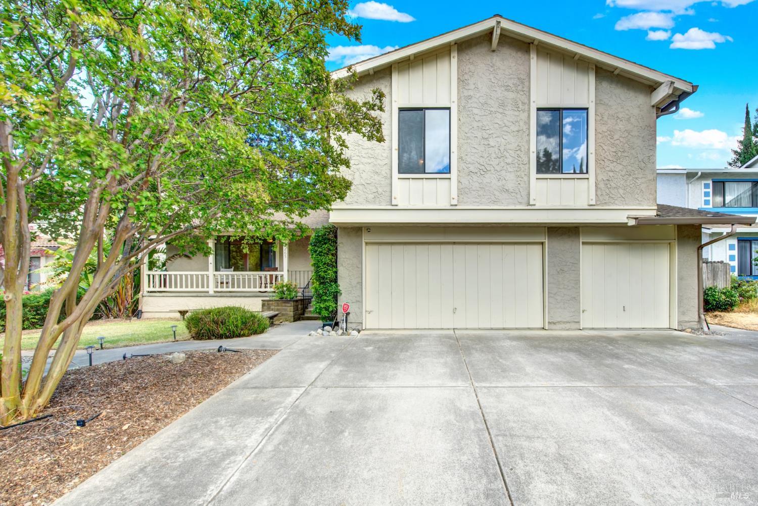 Detail Gallery Image 2 of 25 For 3265 Arroyo Dr, Fairfield,  CA 94533 - 4 Beds | 2/1 Baths
