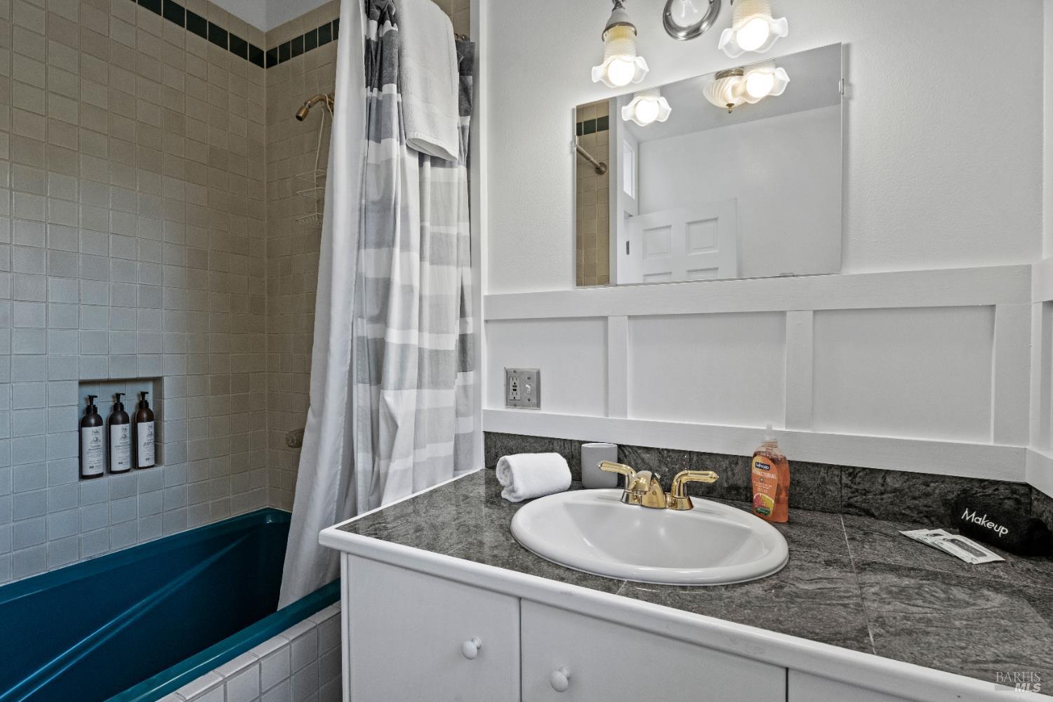 Detail Gallery Image 22 of 27 For 32851 Leofs Ln, Fort Bragg,  CA 95437 - 3 Beds | 3 Baths