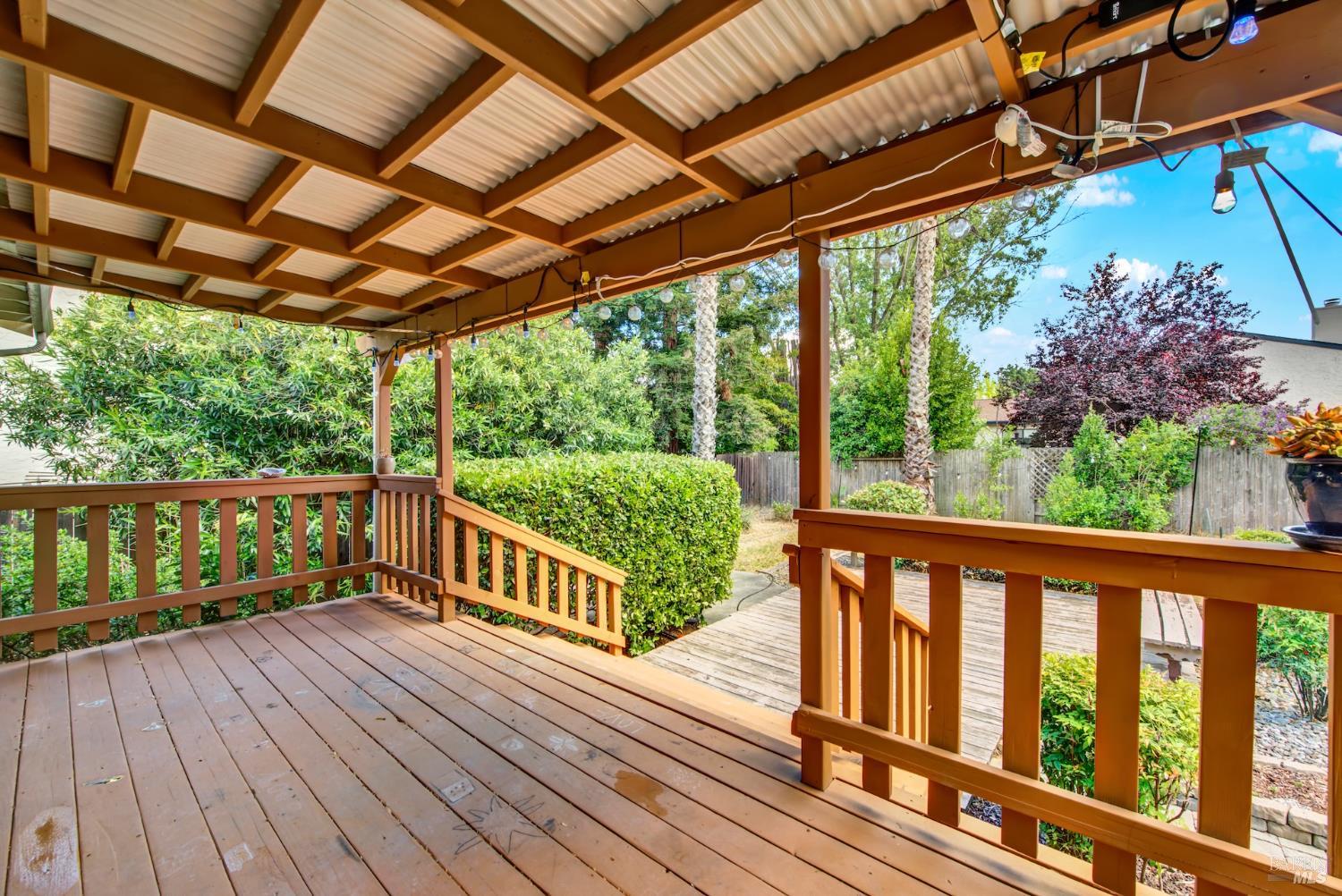 Detail Gallery Image 22 of 25 For 3265 Arroyo Dr, Fairfield,  CA 94533 - 4 Beds | 2/1 Baths