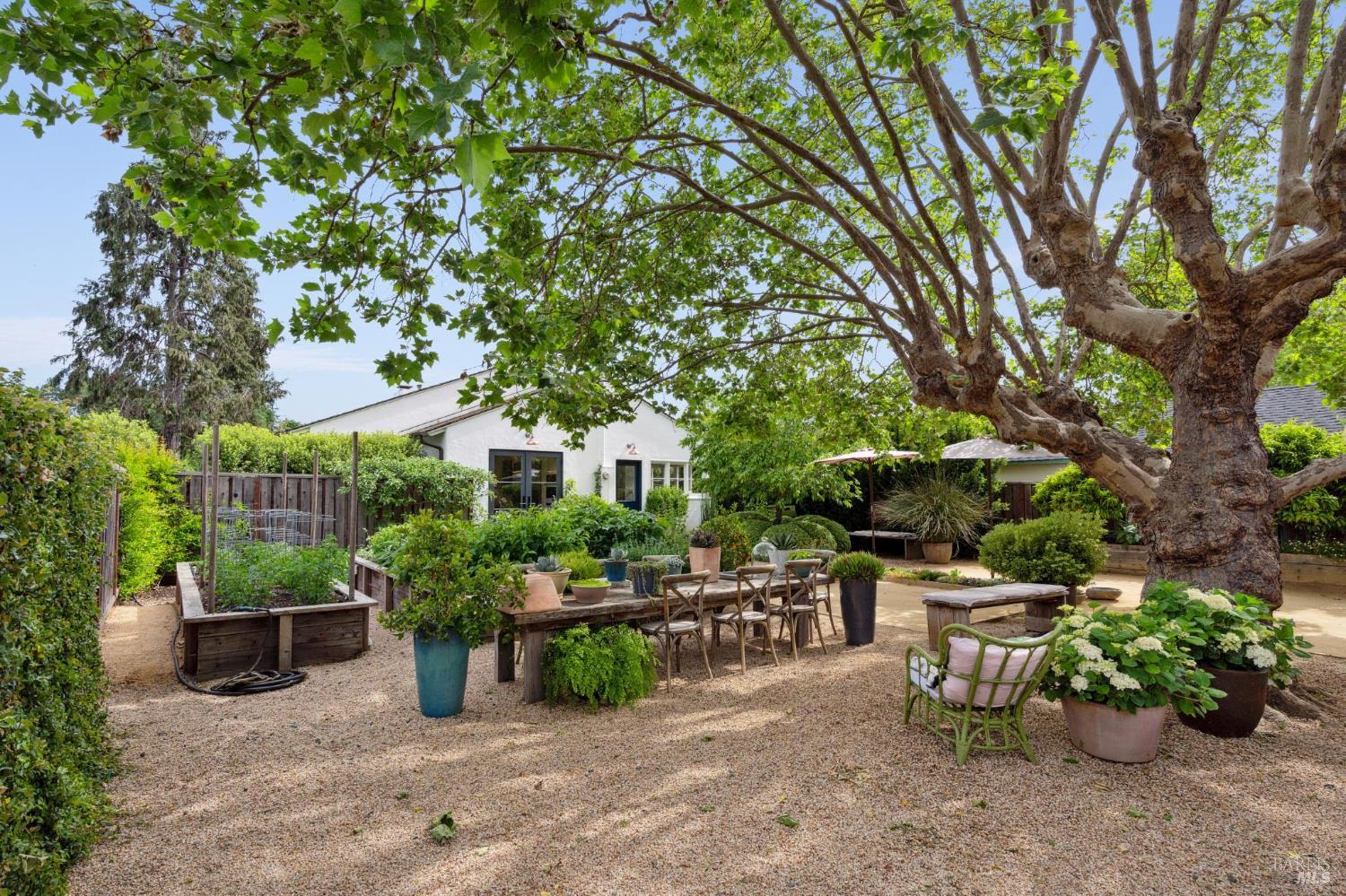 Detail Gallery Image 73 of 97 For 549 Talbot Ave, Santa Rosa,  CA 95405 - 2 Beds | 1/1 Baths
