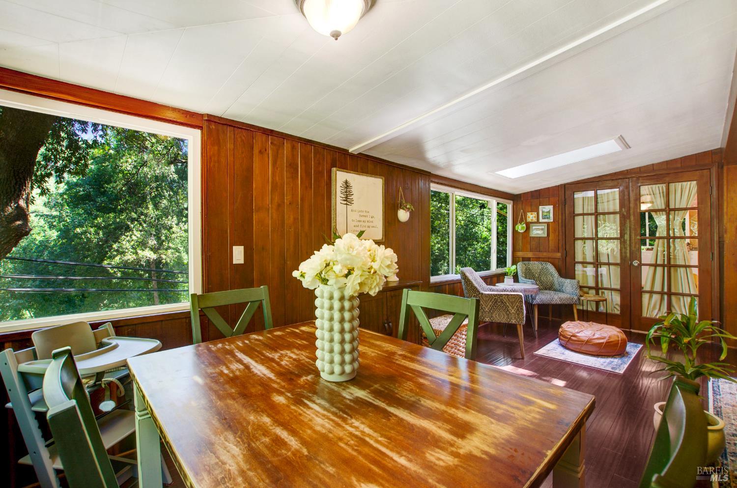Detail Gallery Image 12 of 39 For 10236 Old River Rd, Forestville,  CA 95436 - 2 Beds | 2 Baths