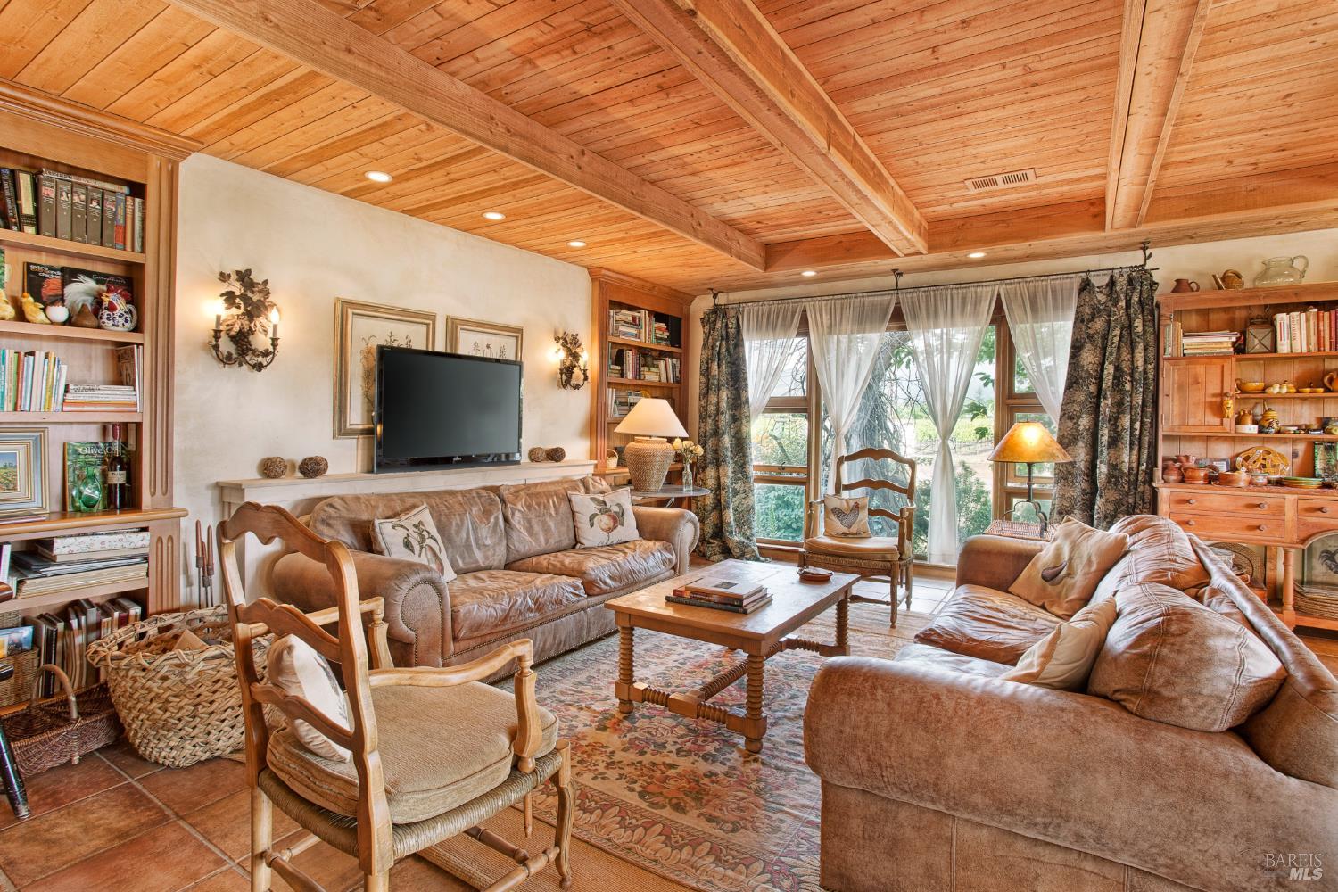 Detail Gallery Image 16 of 52 For 430 Pratt Ave, Saint Helena,  CA 94574 - 4 Beds | 4 Baths